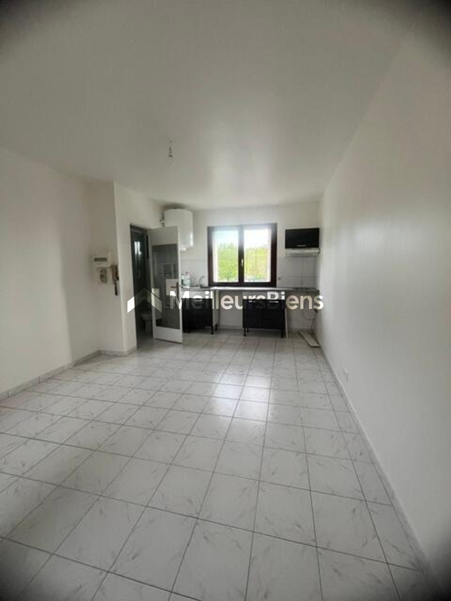Immeuble de 116,83 m² à Gagny avec 4 appartements et jardin