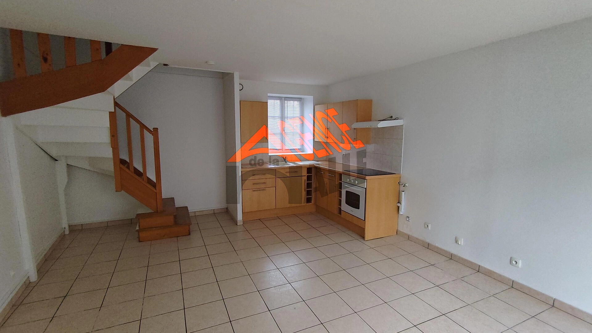 Beau duplex de type F2 d'une superficie de 46,02m² idéalement situé sur la commune de Seugy