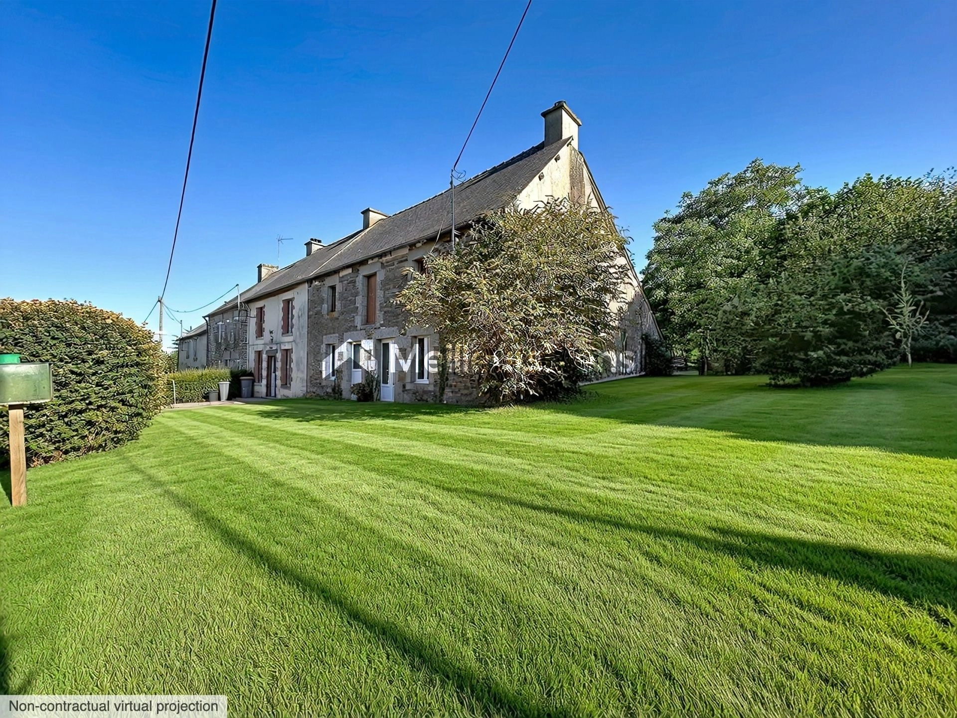 À vendre – Ensemble immobilier avec fort potentiel à Mohon