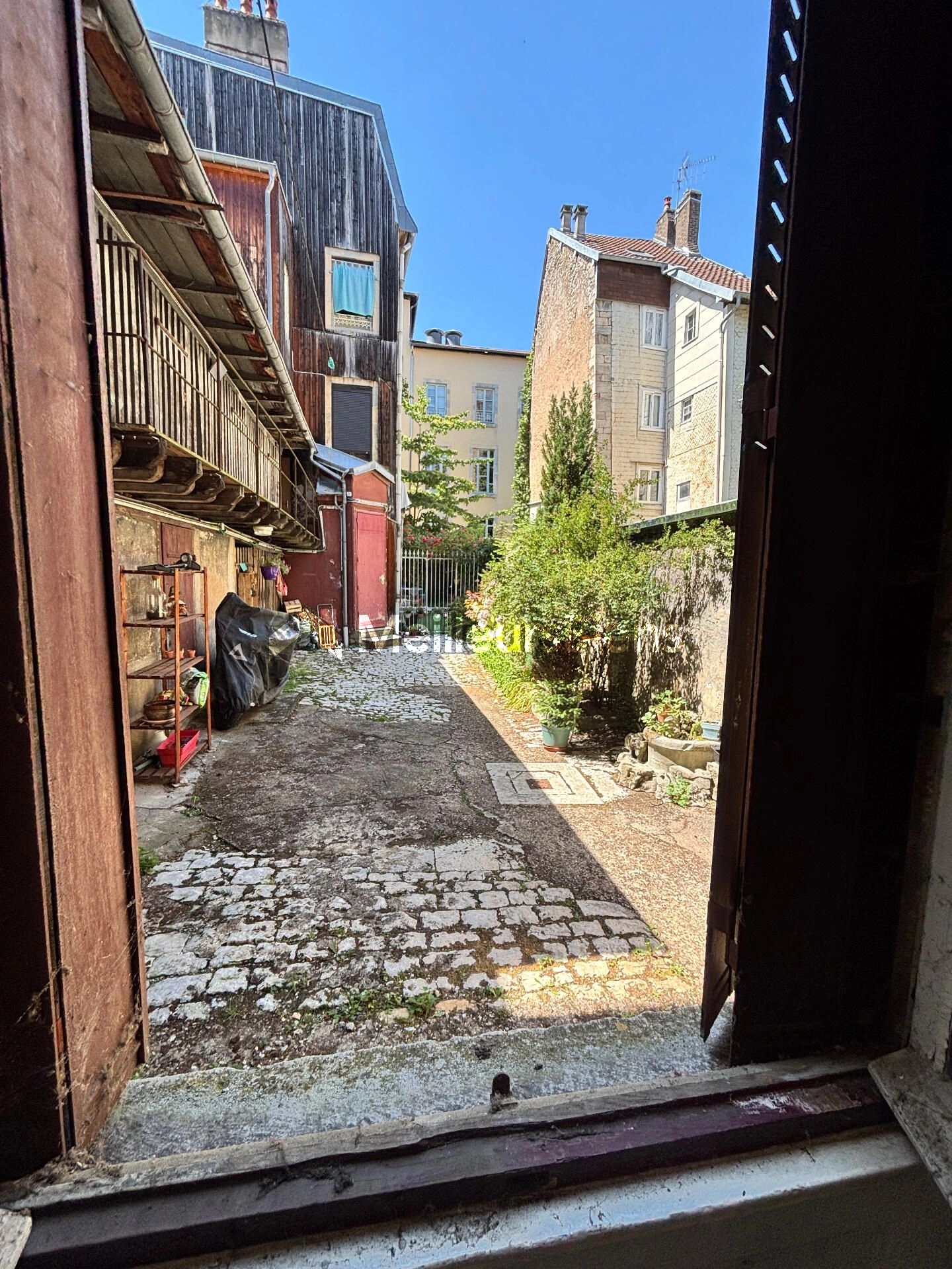 Appartement 3 pièces de 55 m² – Cœur historique de Besançon – Fort potentiel