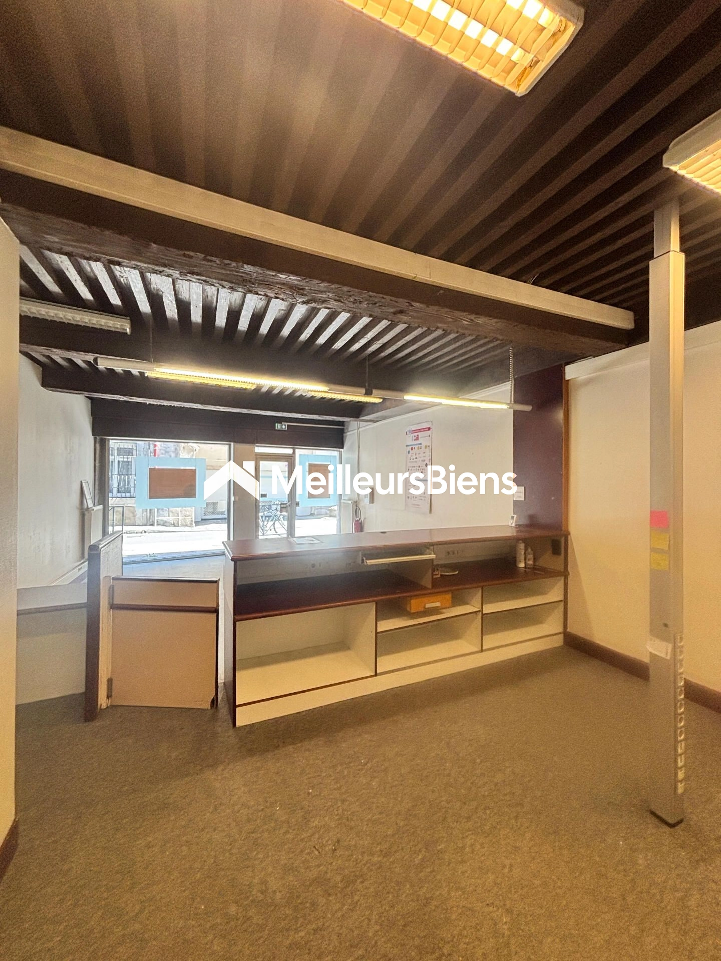 Local commercial 63 m² à Besançon centre,  OPPORTUNITES PRO