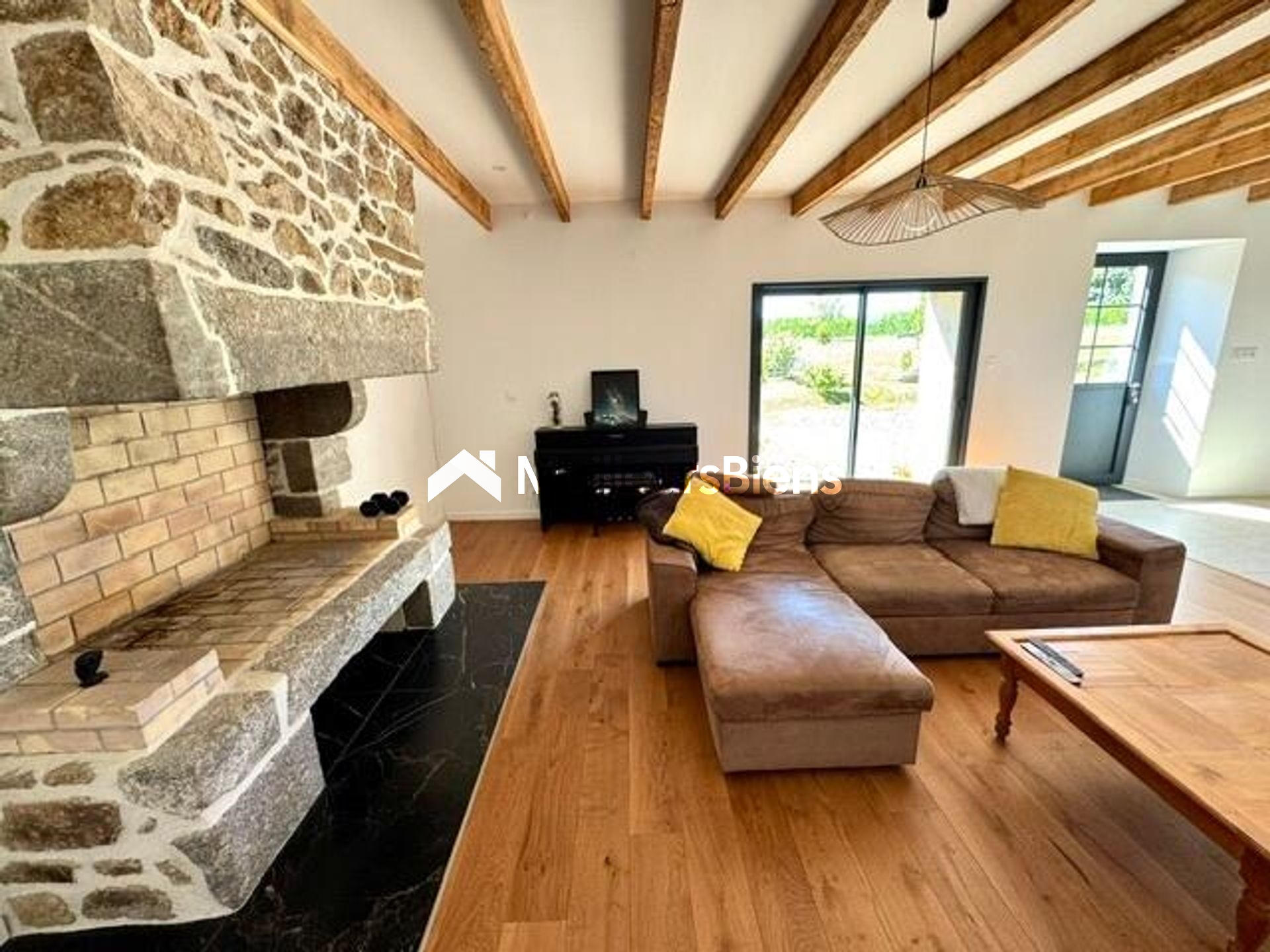 Maison en pierres 149 m² - rénovation de qualité