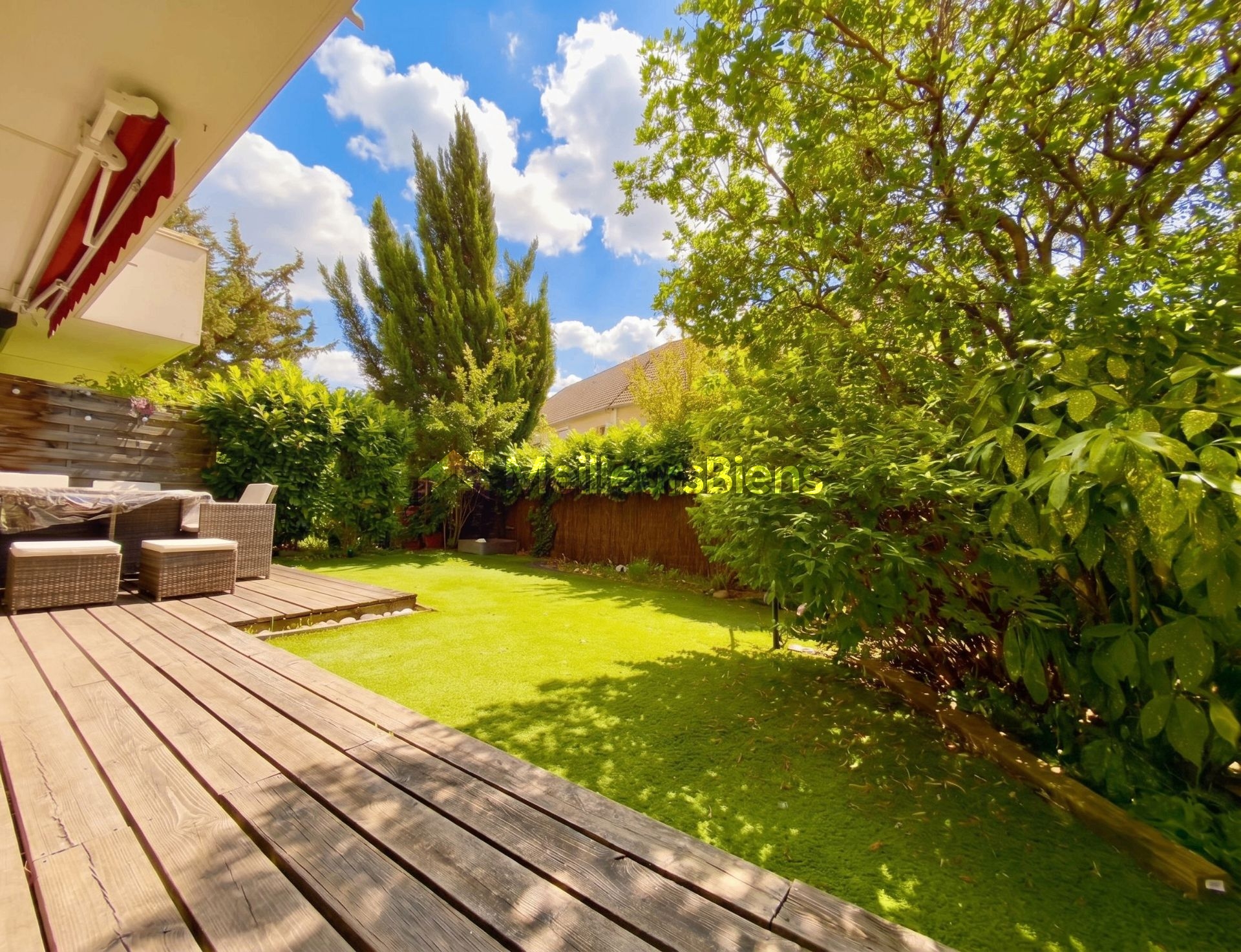 Appartement RDJ 99 m² à Le Pecq, 5 pièces, jardin et parking