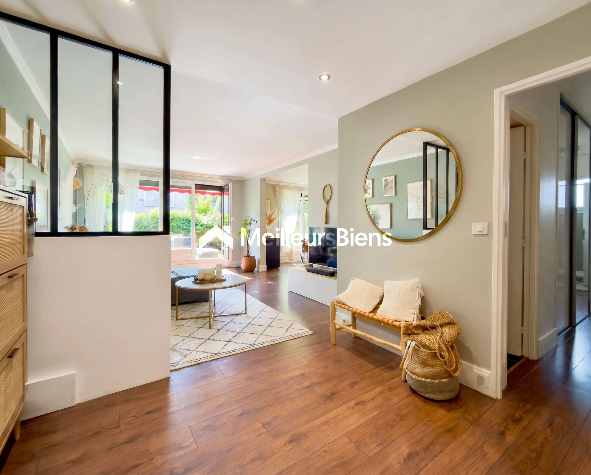 Appartement RDJ 99 m² à Le Pecq, 5 pièces, jardin et parking
