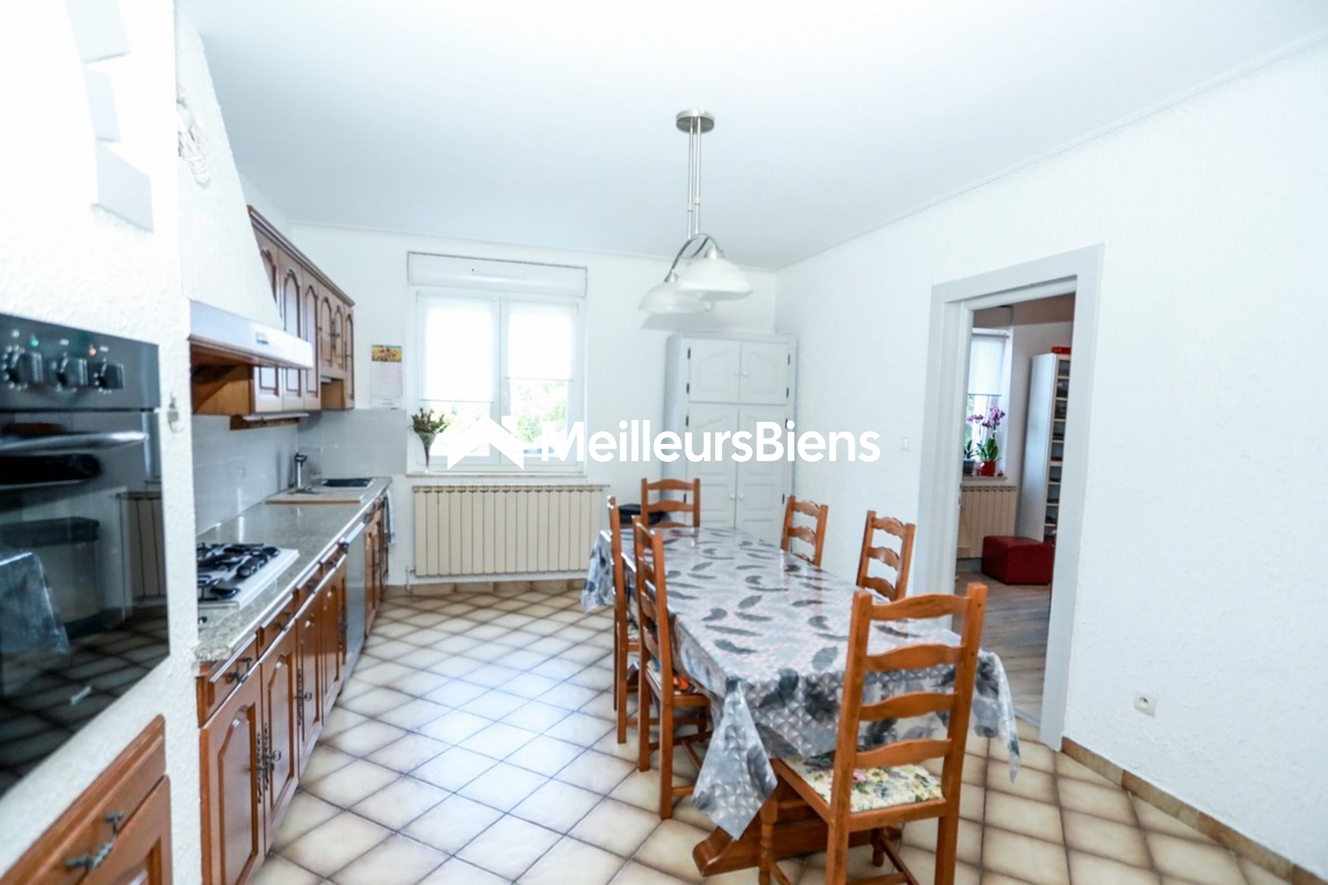 APPARTEMENT DE TYPE F3 AVEC JARDIN PRIVATIF ET GARAGE