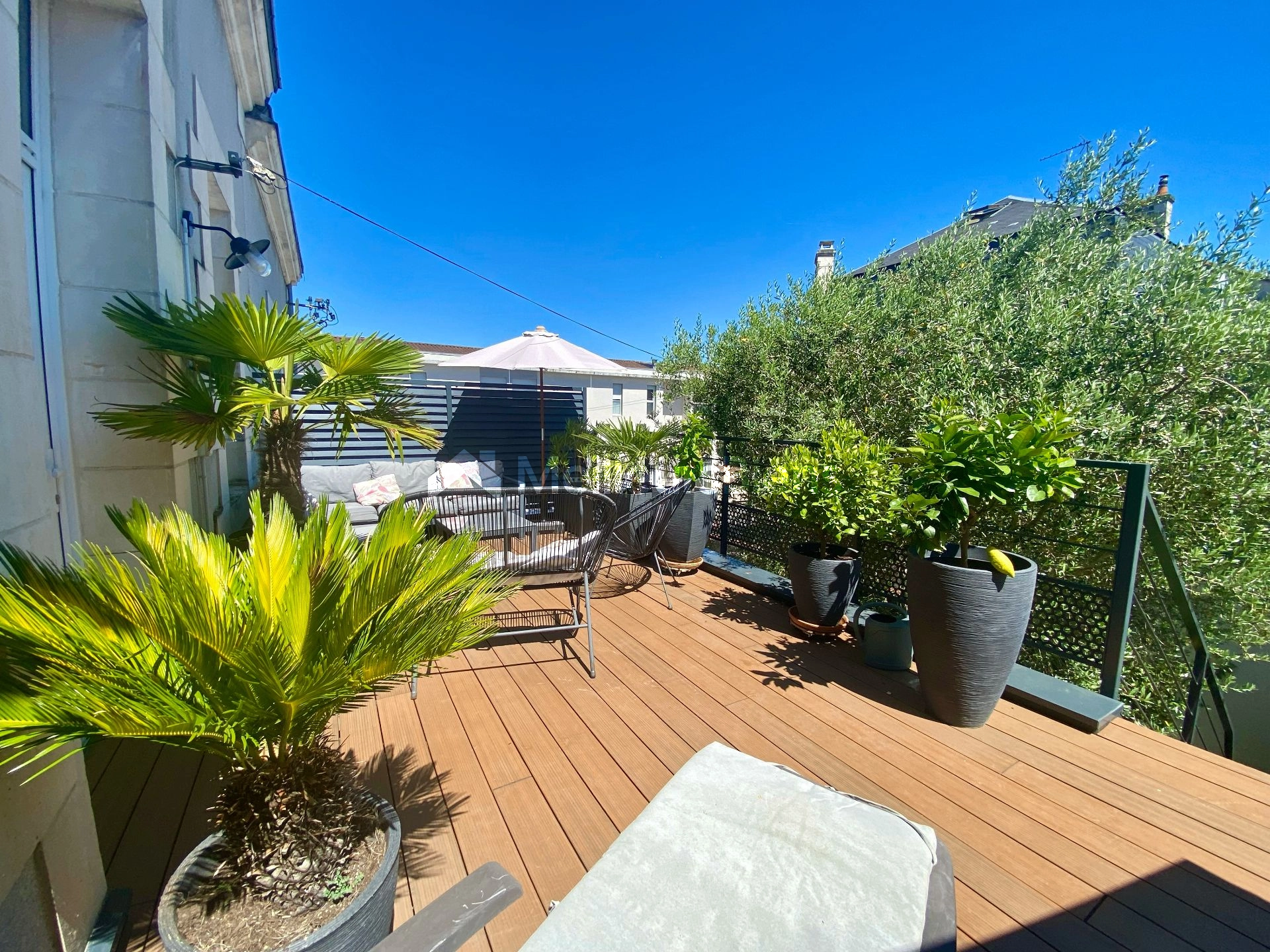Poitiers, quartier Chilvert, élégante maison familiale avec jardinet et terrasse
