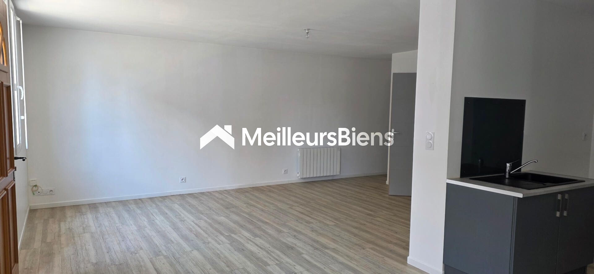 A LOUER : Appartement 3 pièces 73,96 m² en rez-de-chaussée à Plestin-les-Grèves