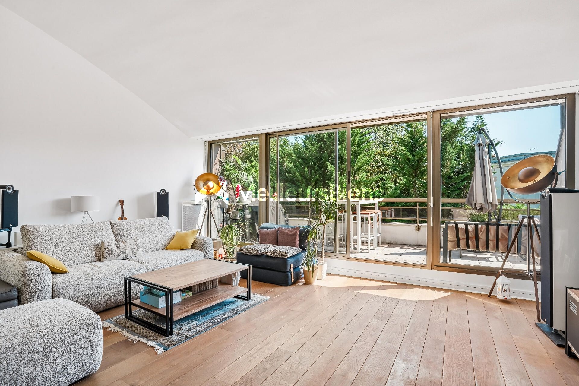 Beau duplex en dernier étage avec terrasse et 3 chambres