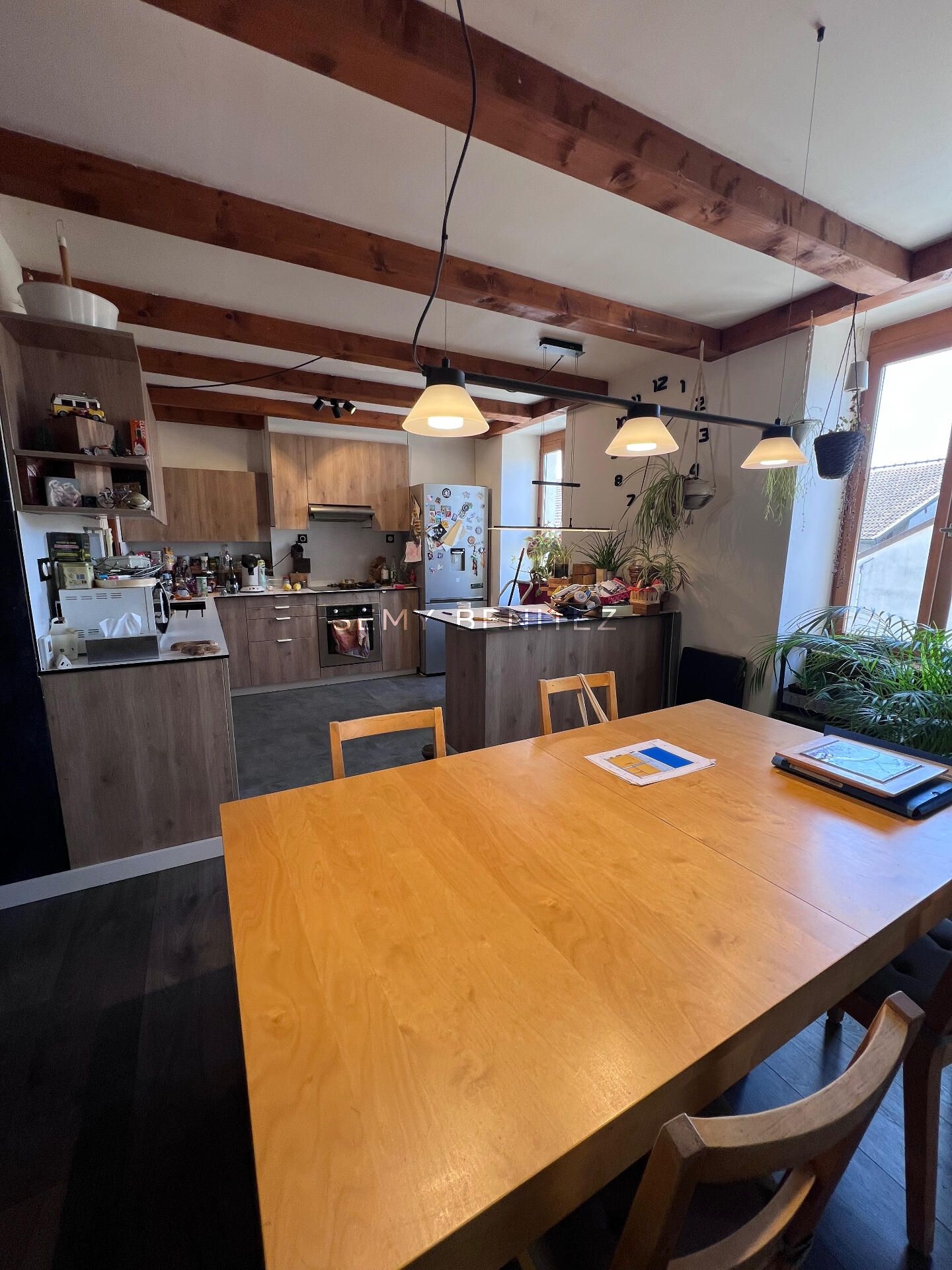 Maison avec un appartement T2