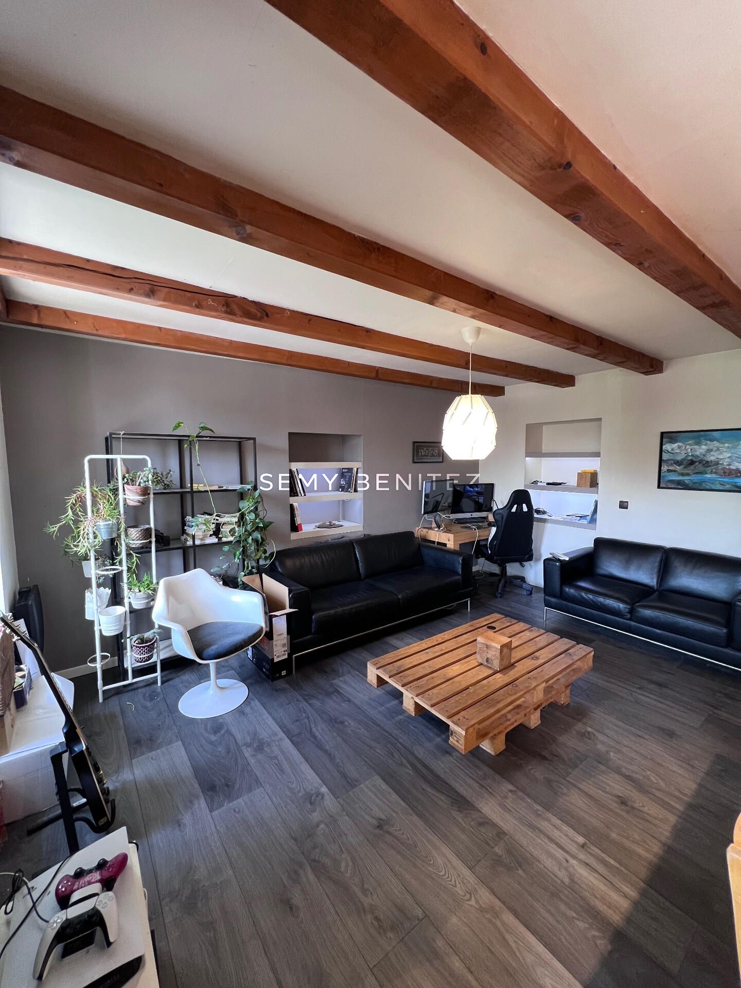 Maison avec un appartement T2