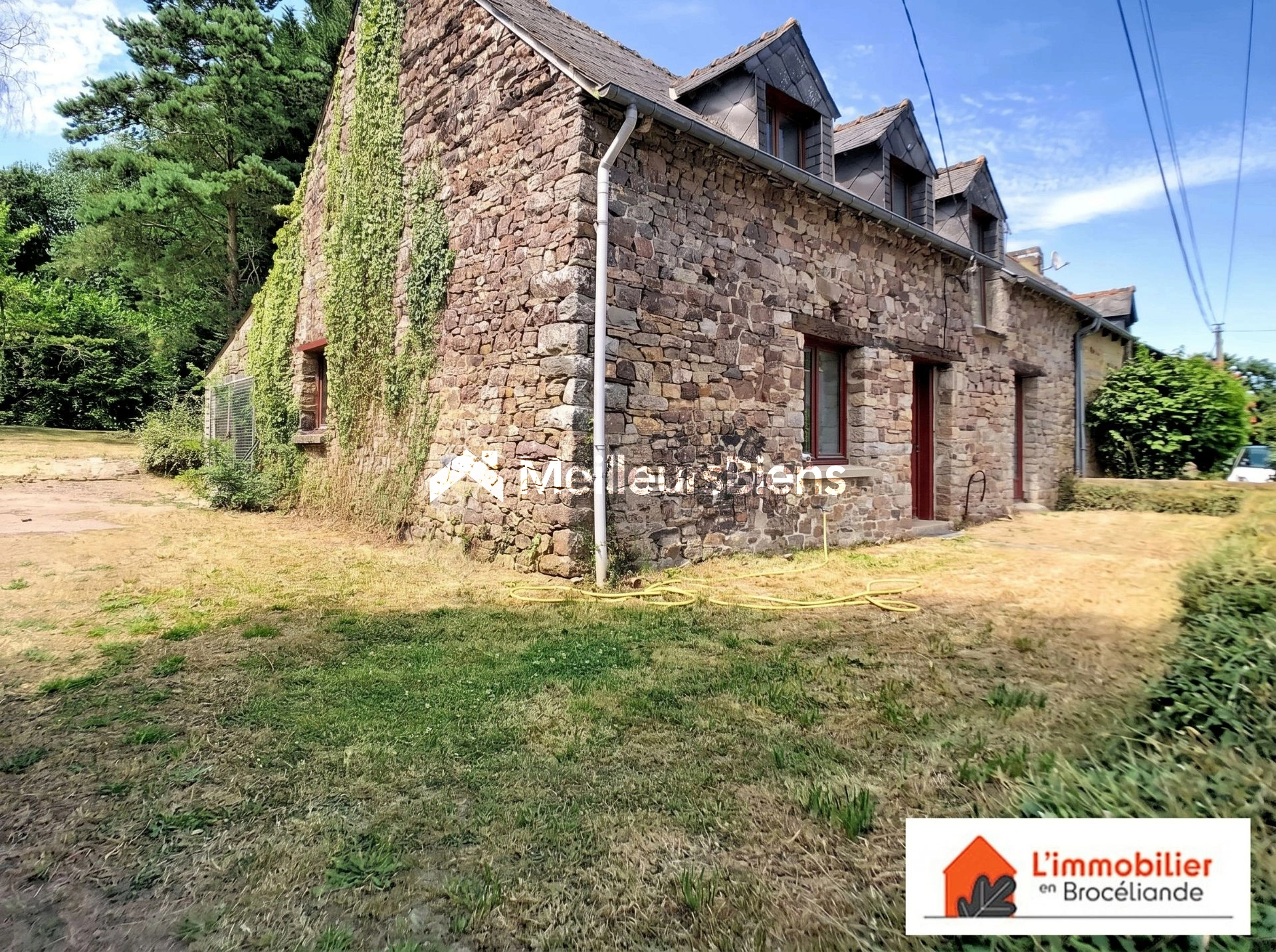 Charmante longère en Brocéliande sur 2 500m²