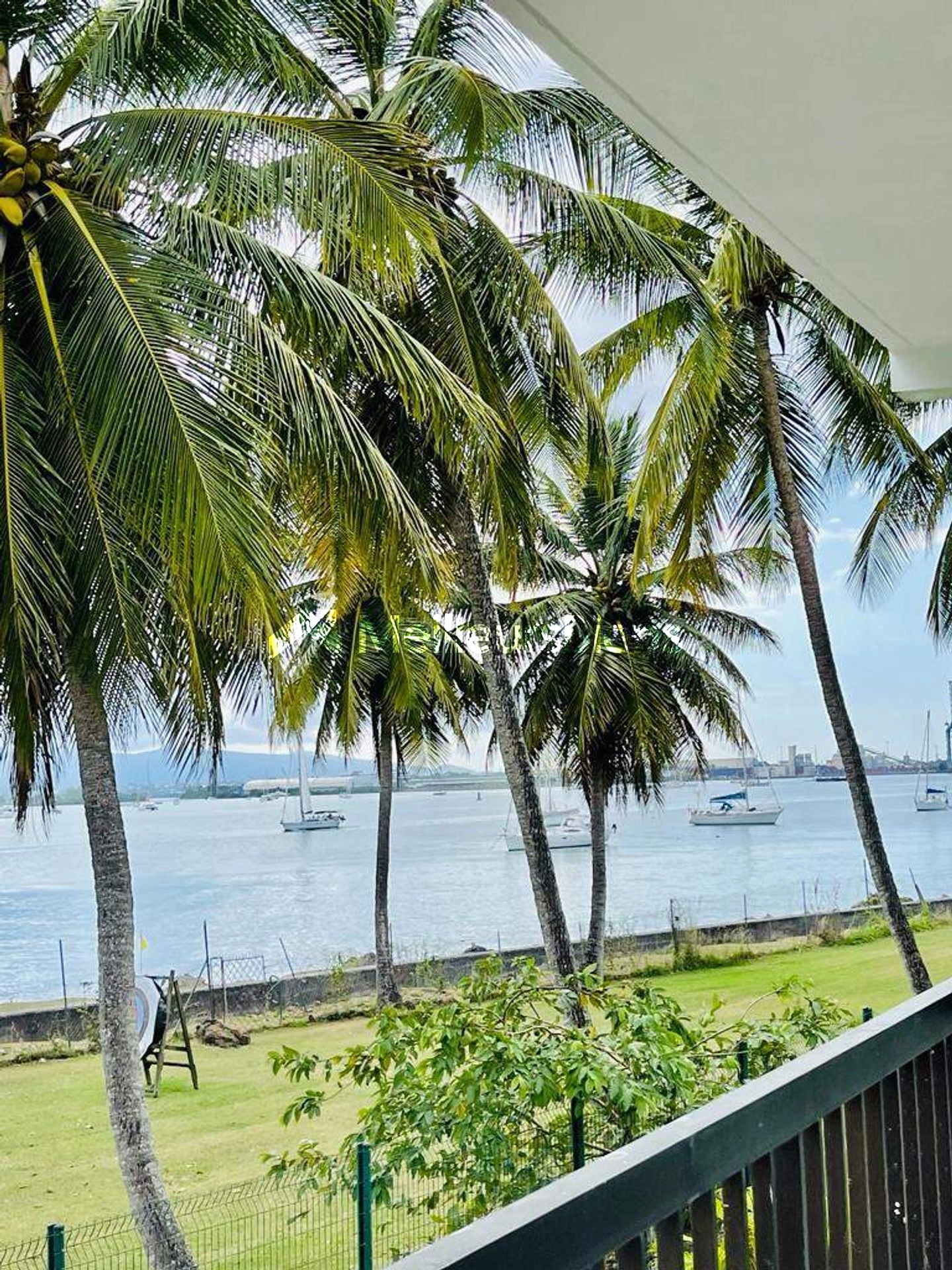 Magnifique appartement vue mer BAS DU FORT