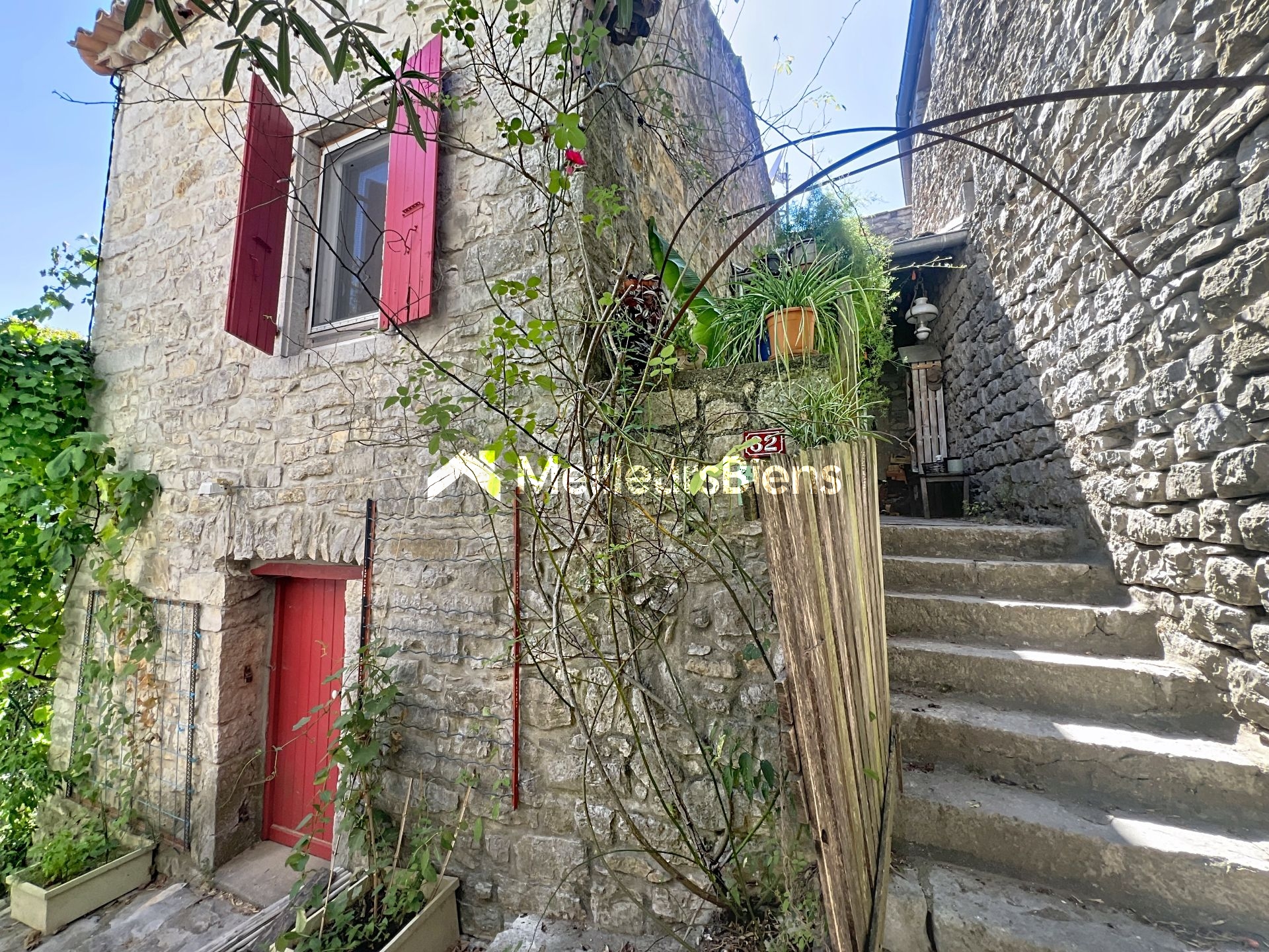 Sud Ardèche – Beaulieu – Maison en pierre  110 m2 habitables