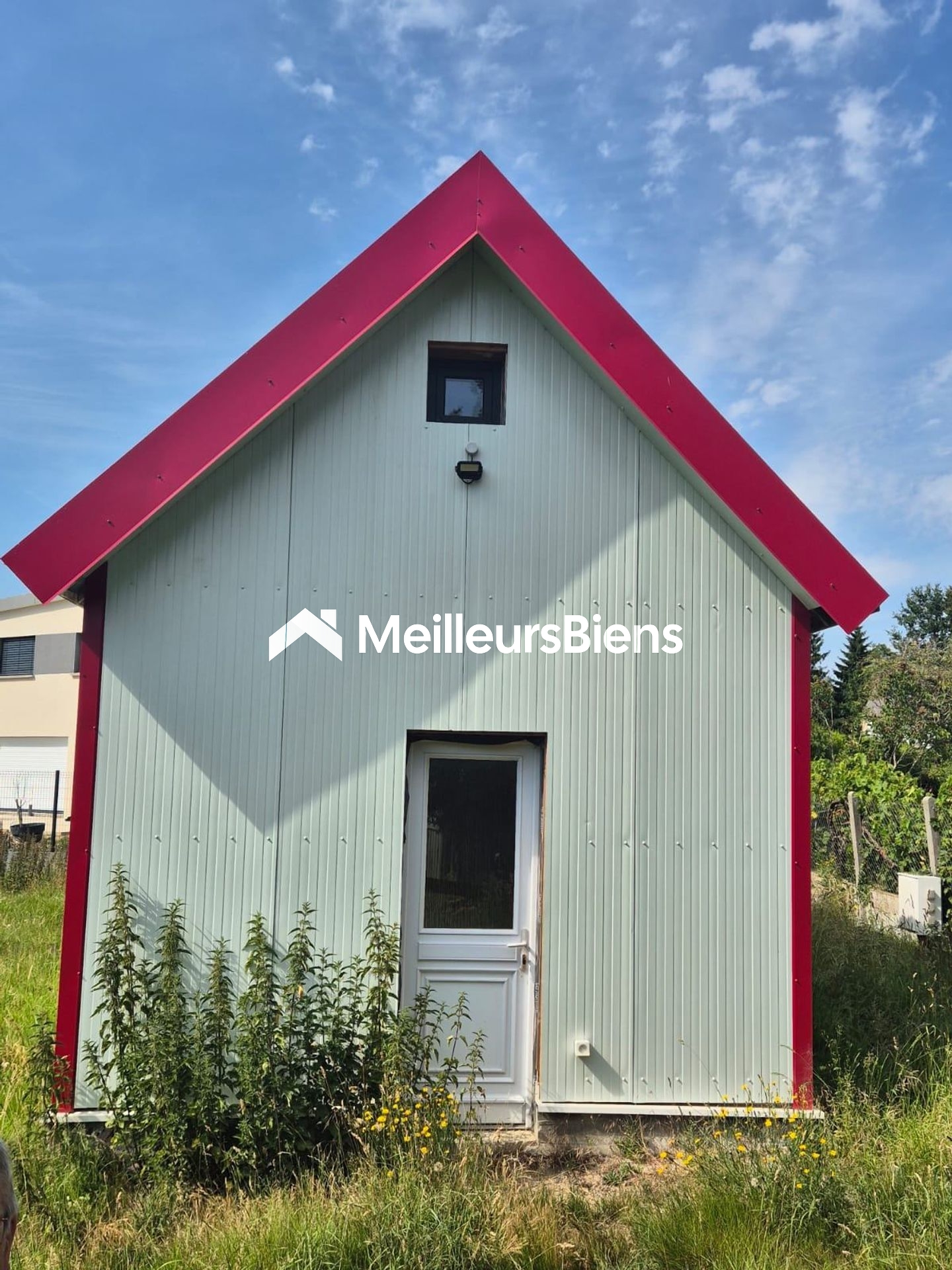 Chalet viabilisé avec étang