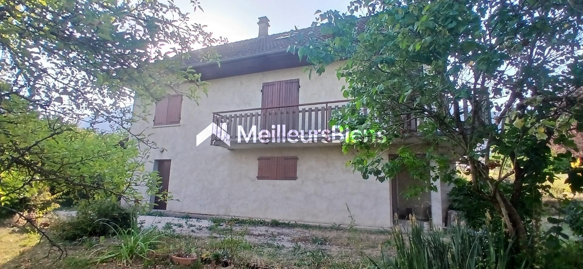 Maison familiale à proximité du Lac d'aiguebelette (73) avec terrain arboré 2500 m²  Attignat-Oncin 73610