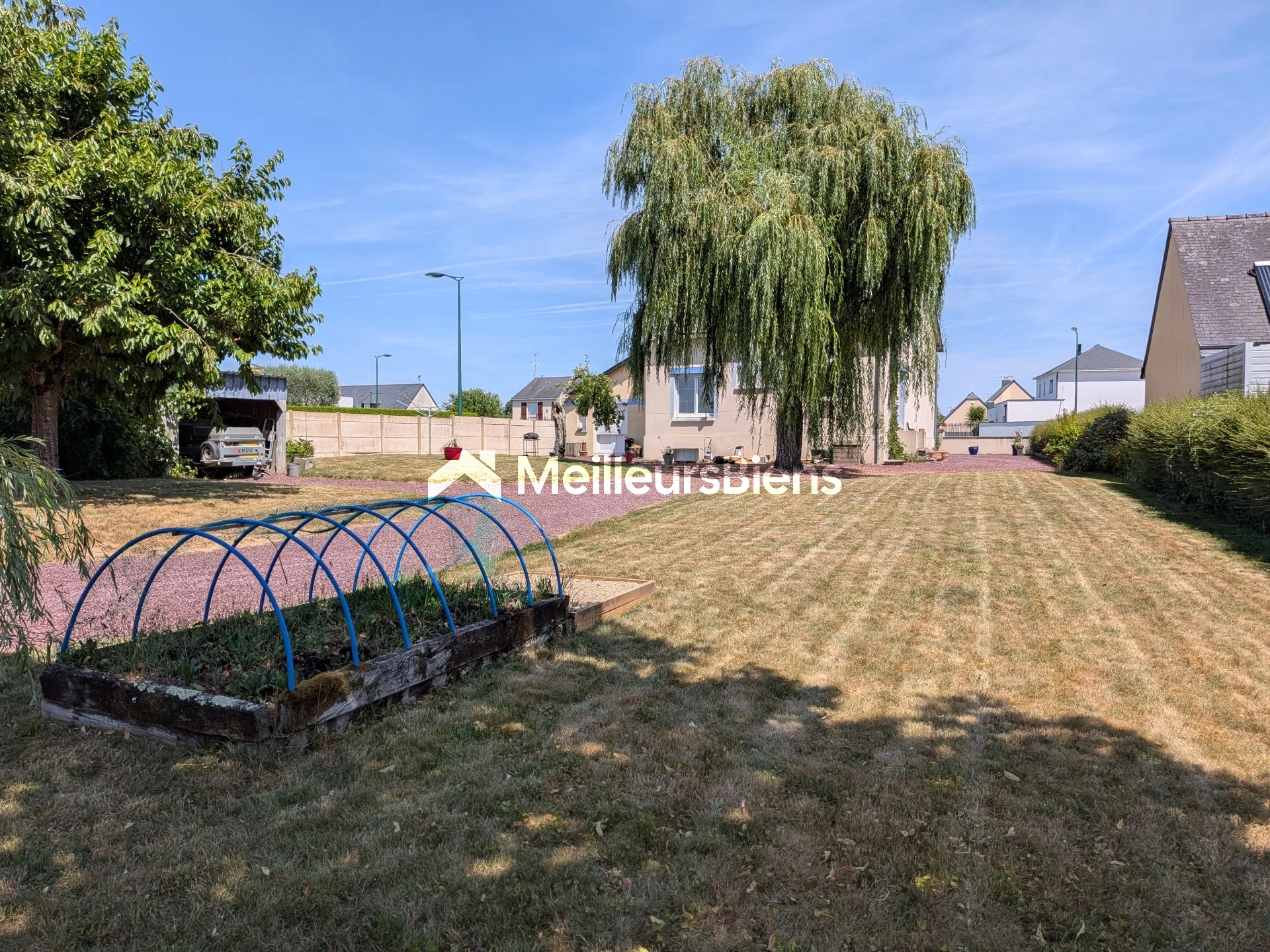 Centre Pipriac Maison 3 chambres - 1320 m² terrain entièrement constructible