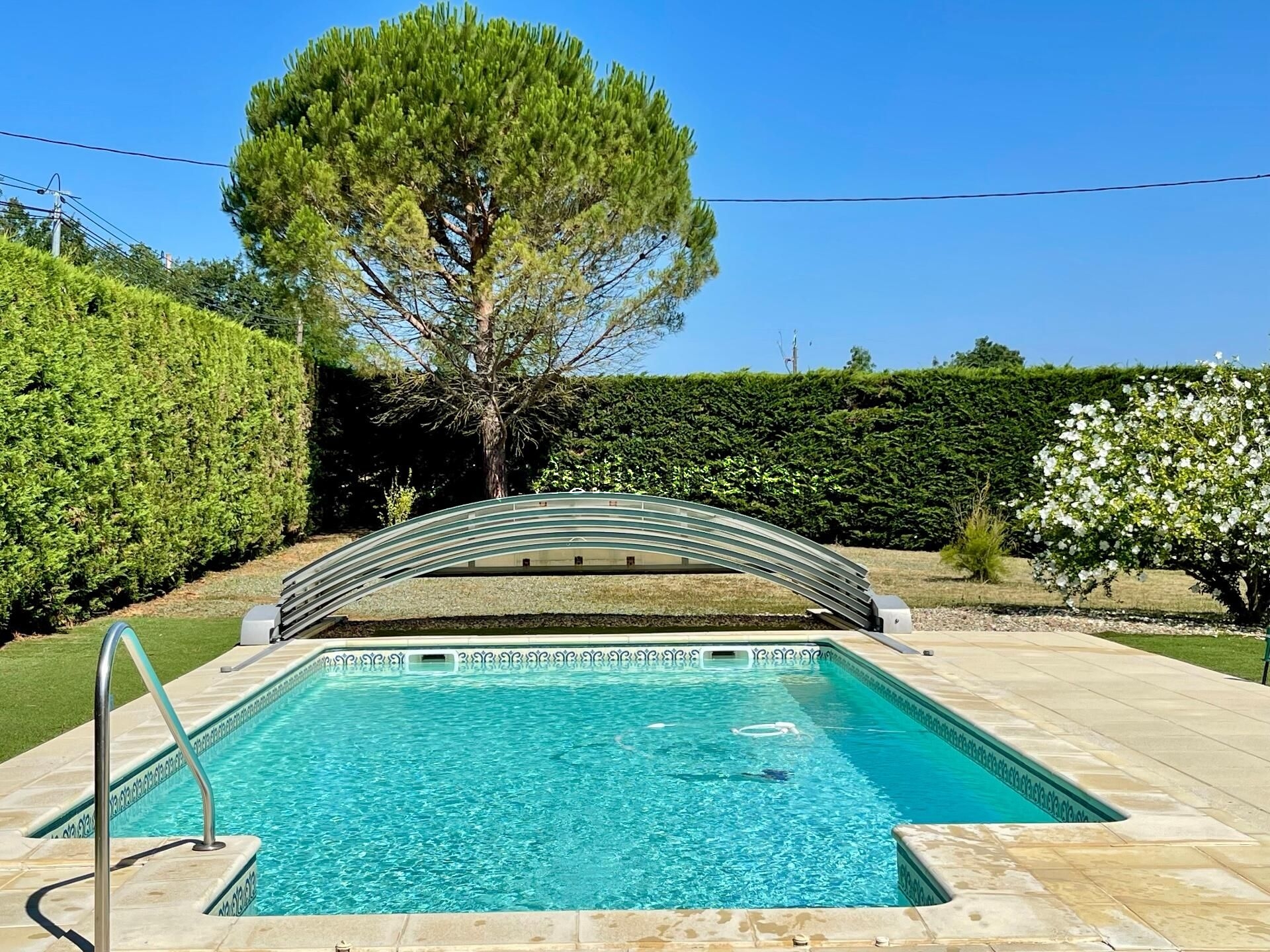 Exclusivité Maison T4 avec piscine sur parc de 3500m2