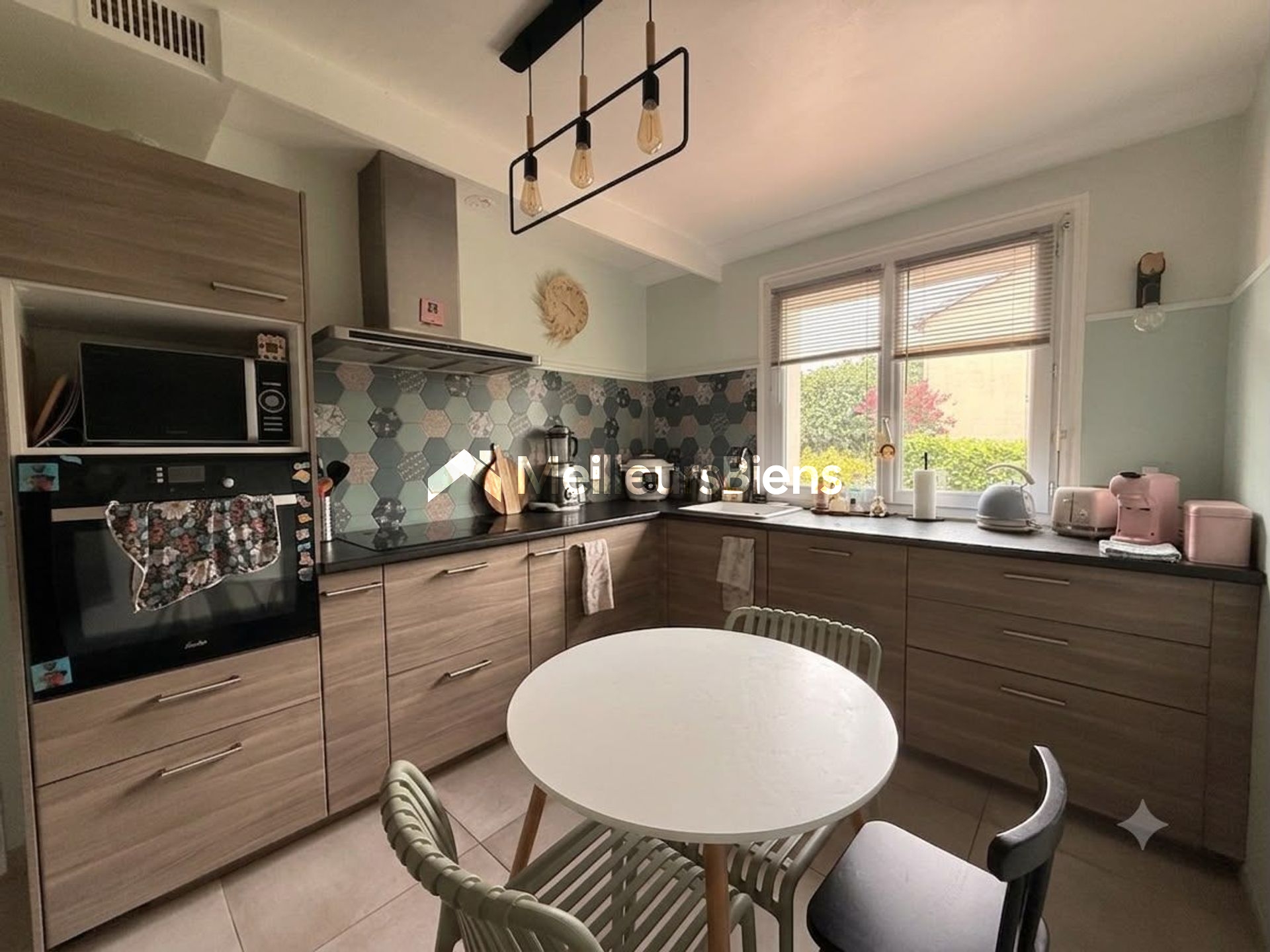 Maison 5 pièces meublée 113 m² à Villeneuve-Tolosane avec jardin clos