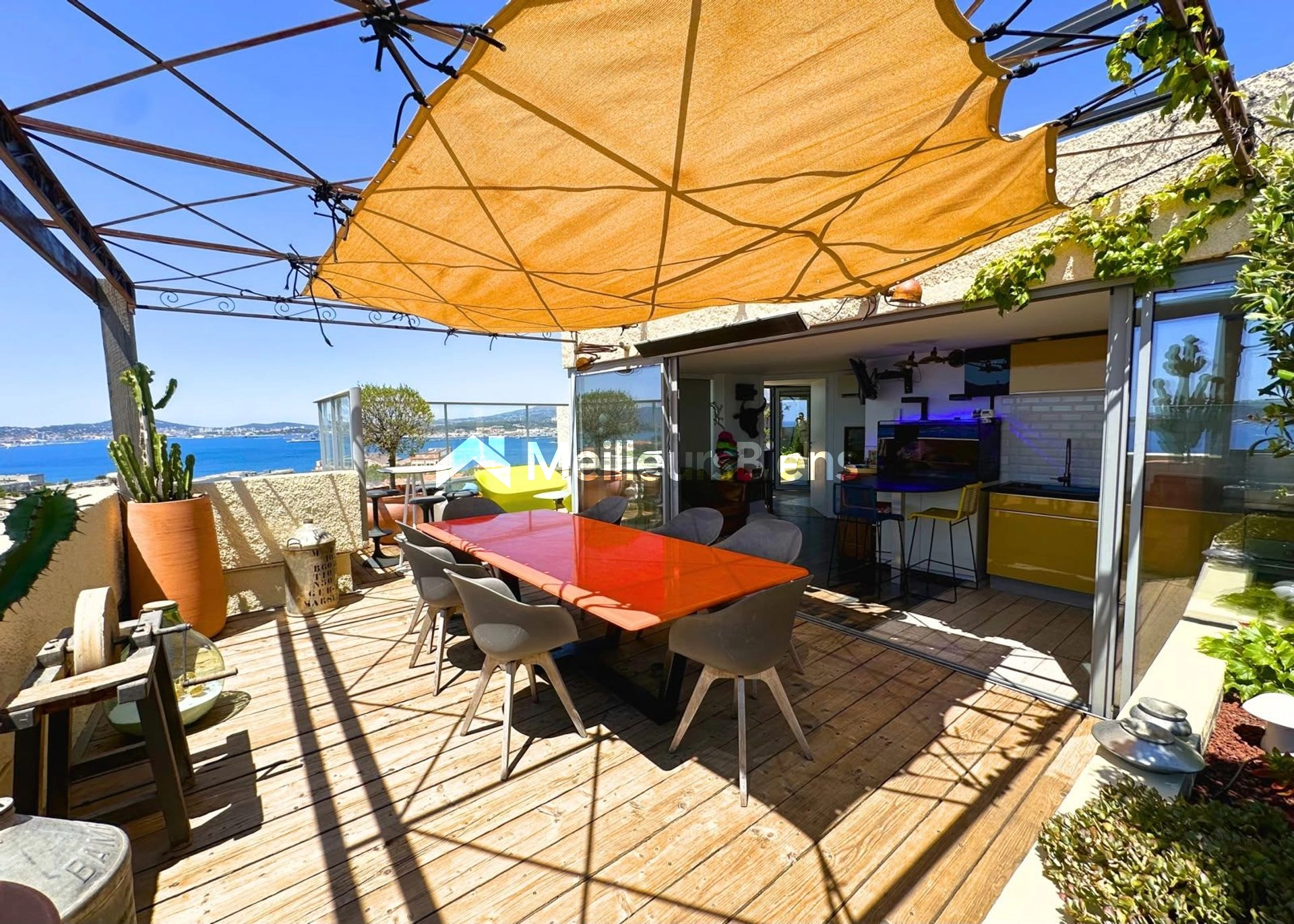 Duplex 6 pièces 115 m² à Toulon avec vue mer panoramique