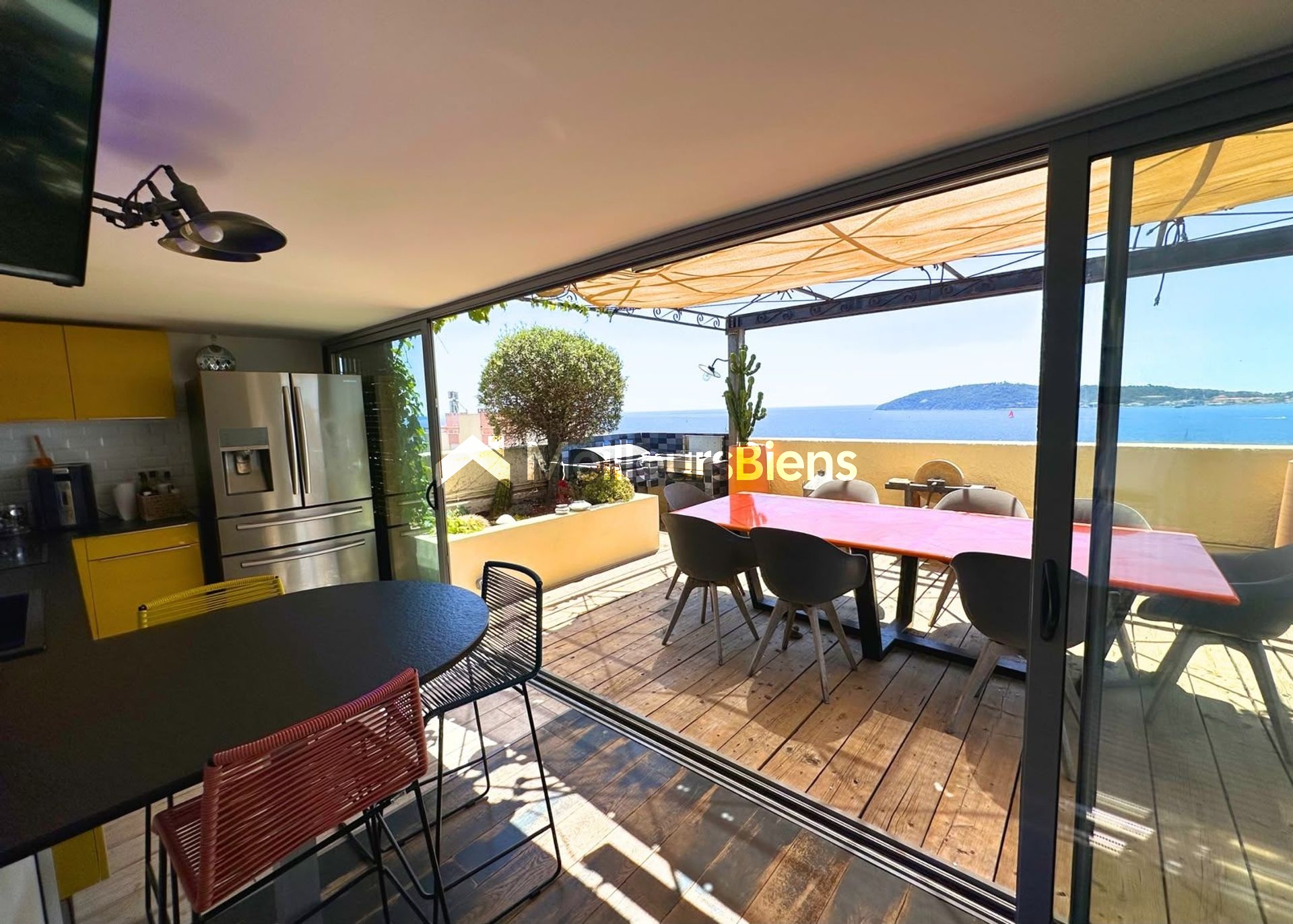 Duplex 6 pièces 115 m² à Toulon avec vue mer panoramique