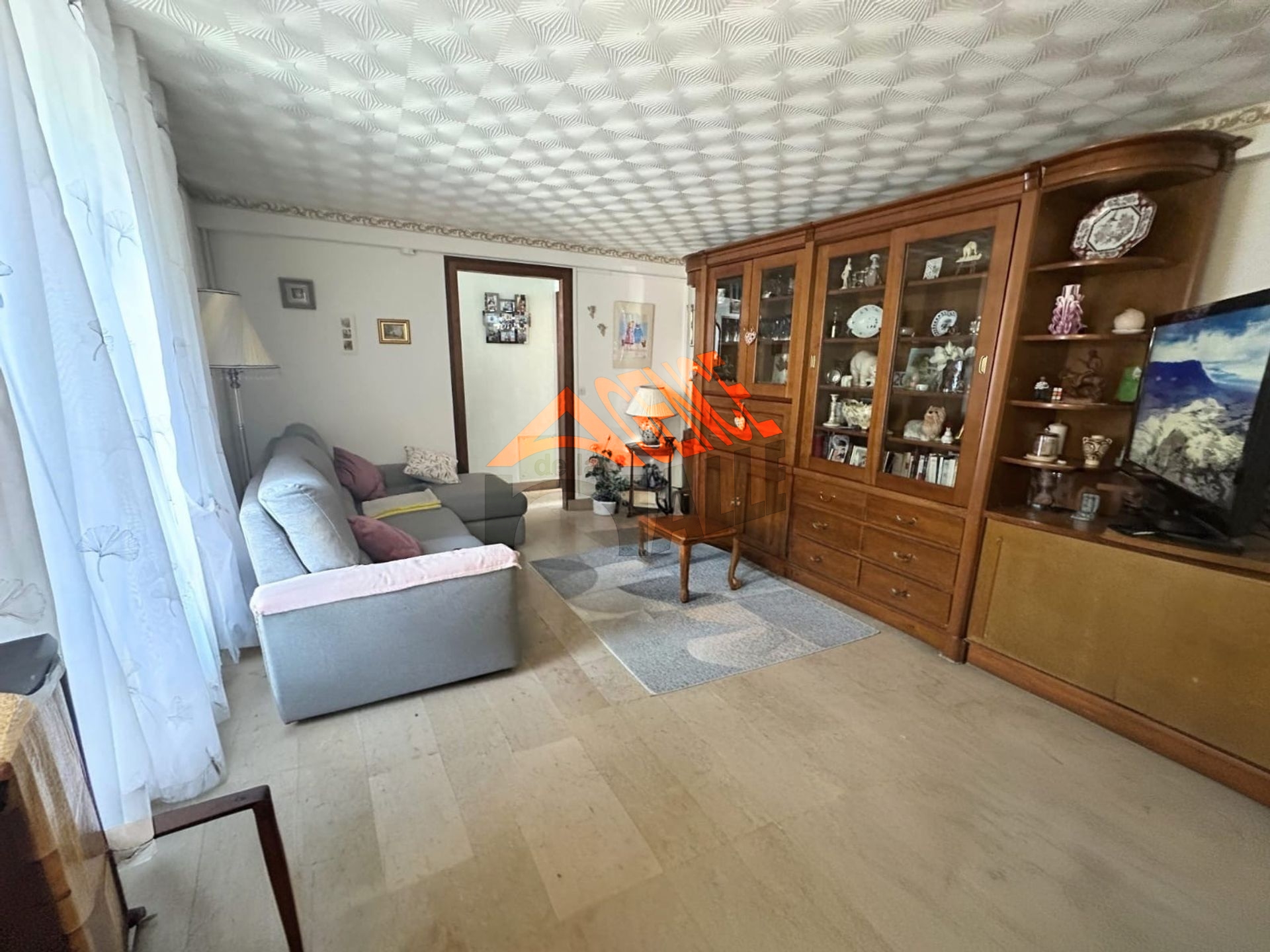 CHARMANT APPARTEMENT T3
