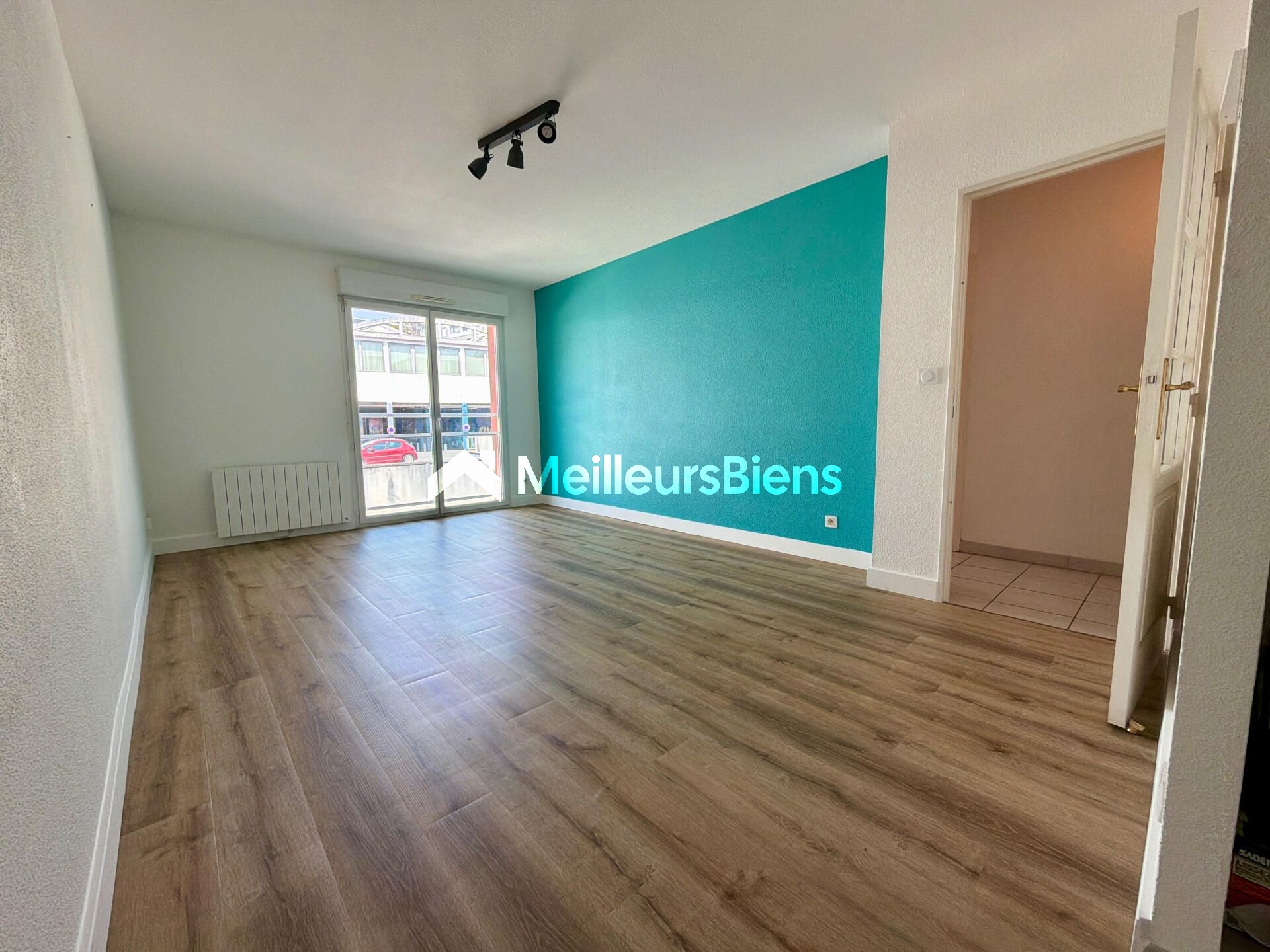 À louer – Appartement T2 avec ascenseur et parking sécurisé – Laval