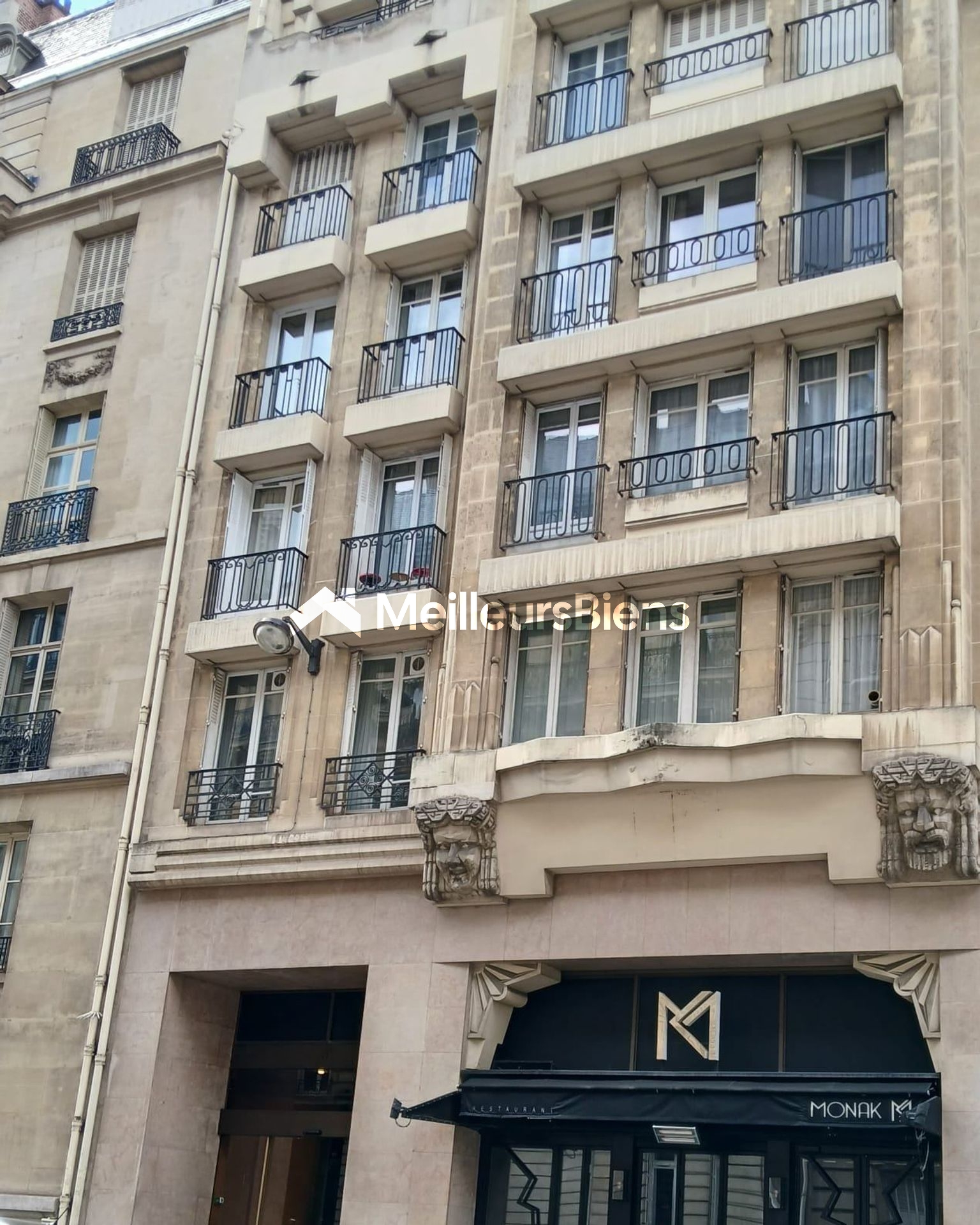 Studio 21 m² ensoleillé et calme au 3e étage à Paris 16