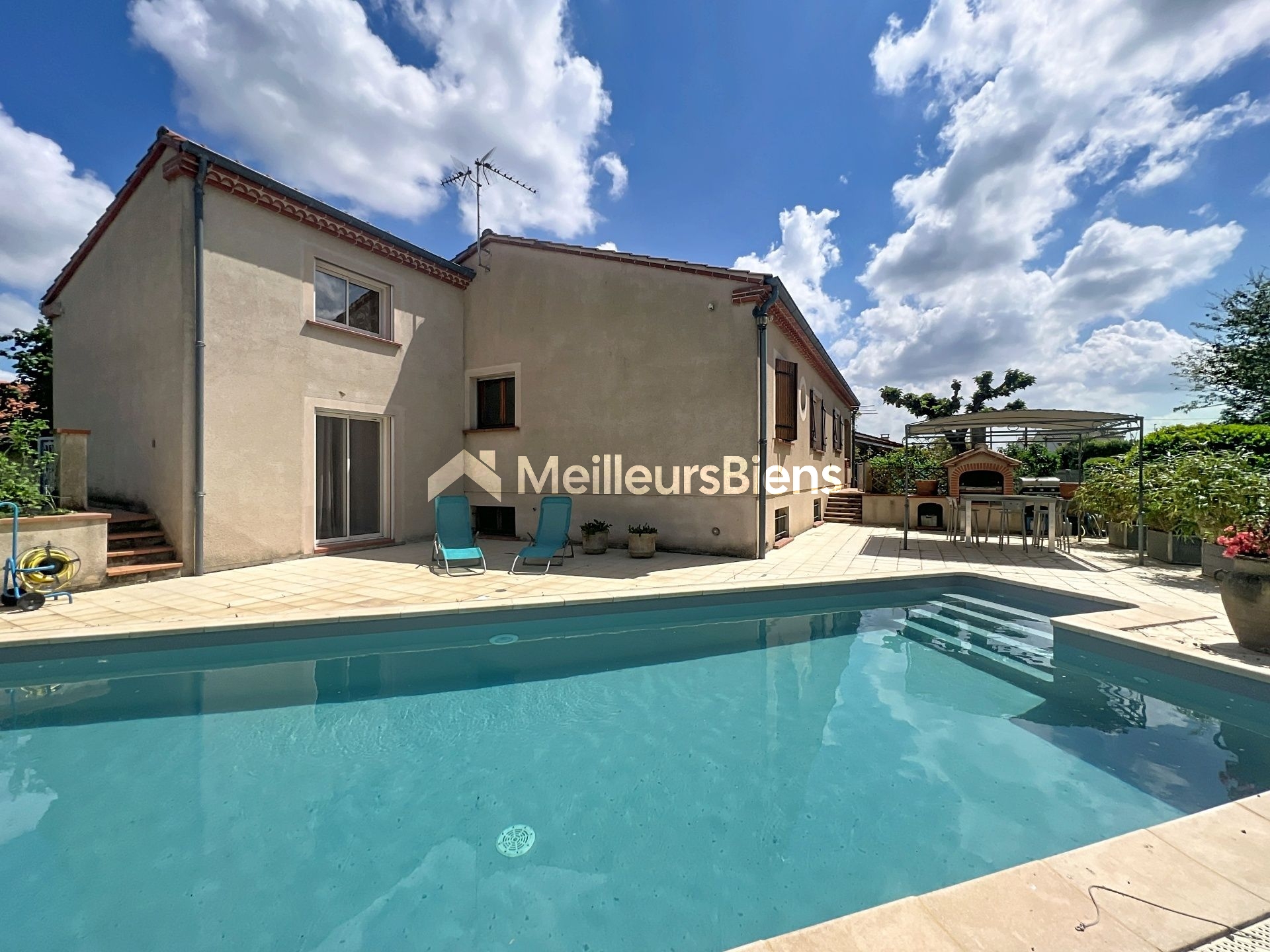 Maison 6 pièces 133m2 avec piscine et garage, Saint-Alban