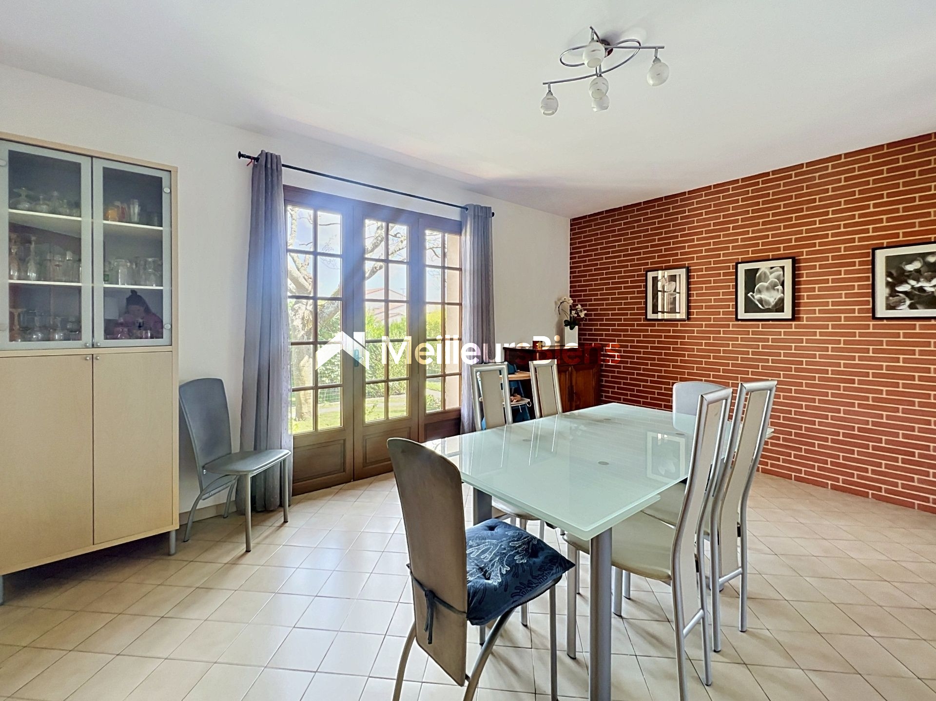 Maison 6 pièces 133m2 avec piscine et garage, Saint-Alban