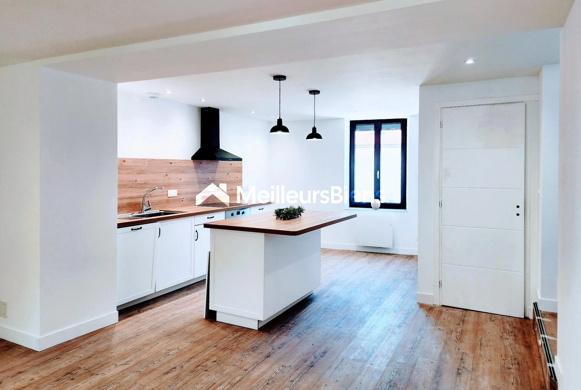 Maison rénovée – 96 m² – 3 chambres - 1 bureau – Garage – Sous-sol complet – Terrasse – À 10 mn de Toul