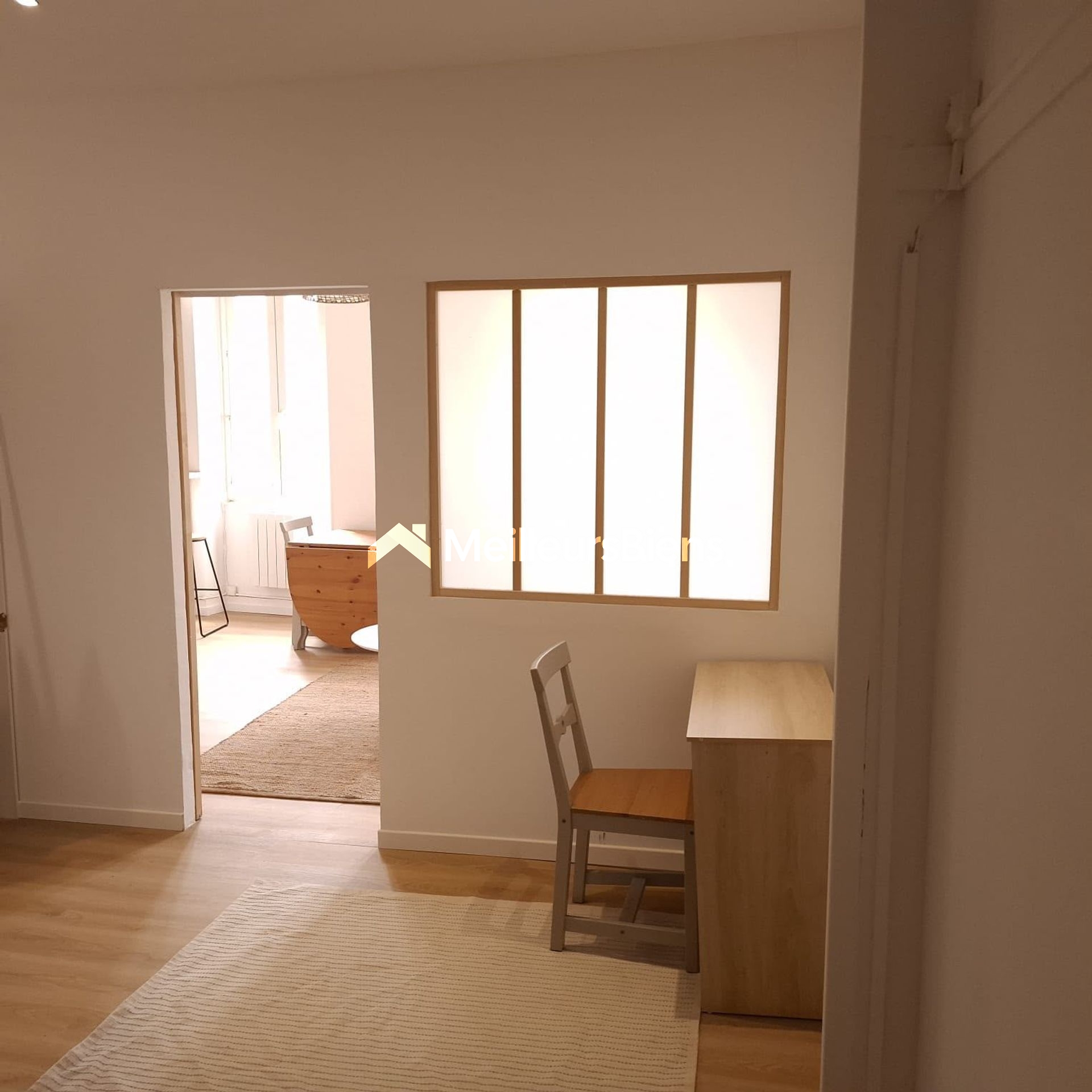Appartement 2 pièces de 44 m² à Marseille 13004,