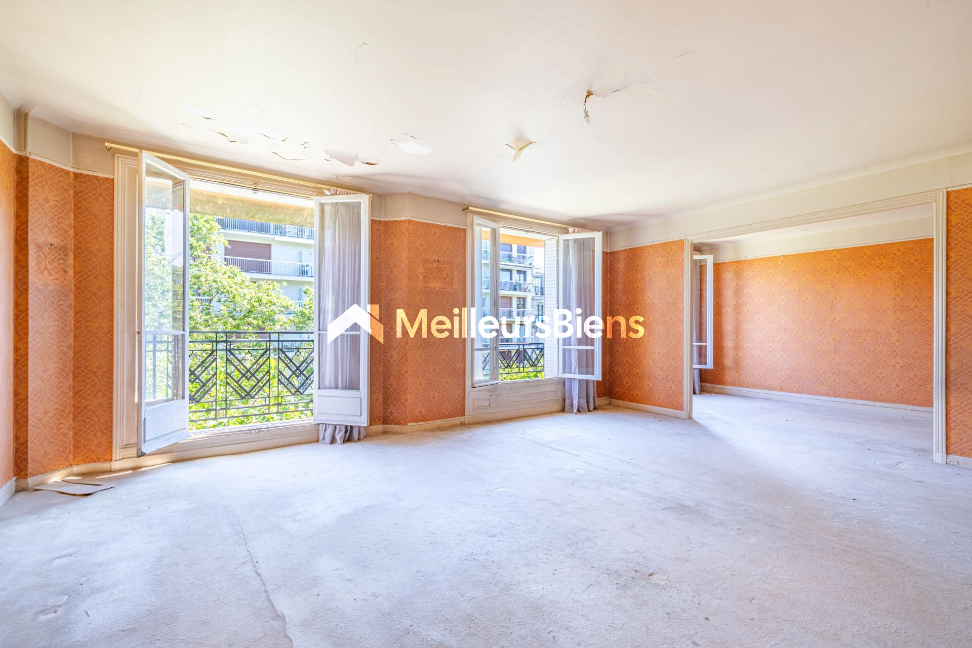 Paris 11 ème – Grand 128 m² Art Déco à réinventer – Copropriété à revenus locatifs