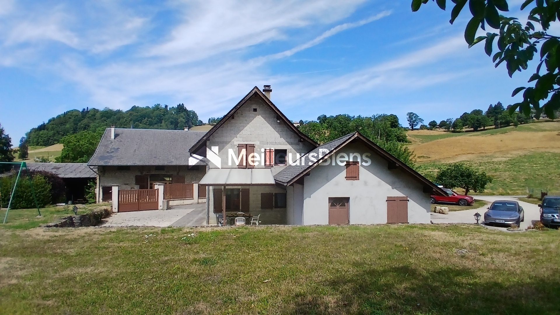 Saint-Franc (73360)— Maison familiale de caractère avec terrain, volumes et vue dégagée, à 10 minutes du lac d’Aiguebelette