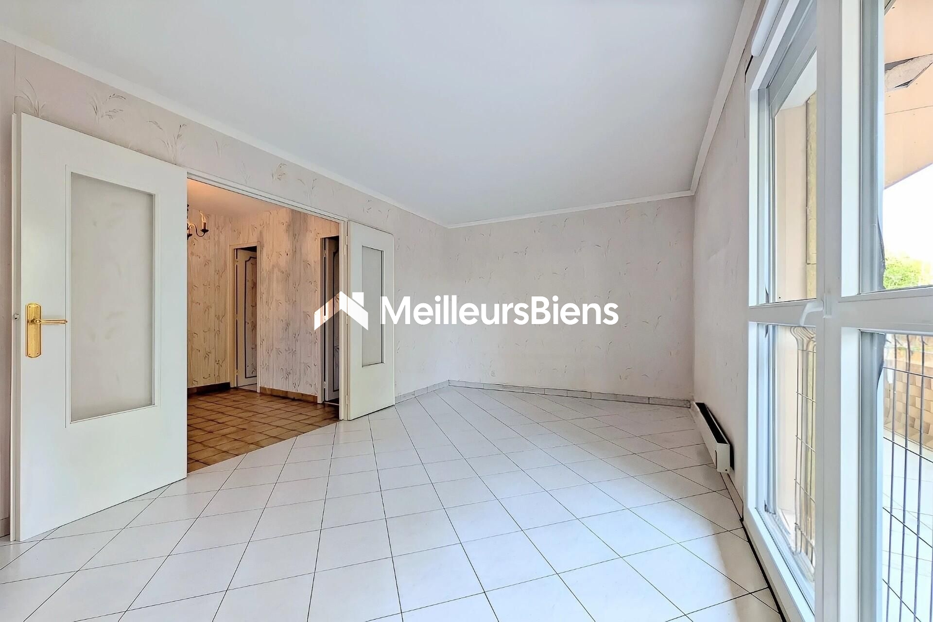 F2 53 m² parking et cave