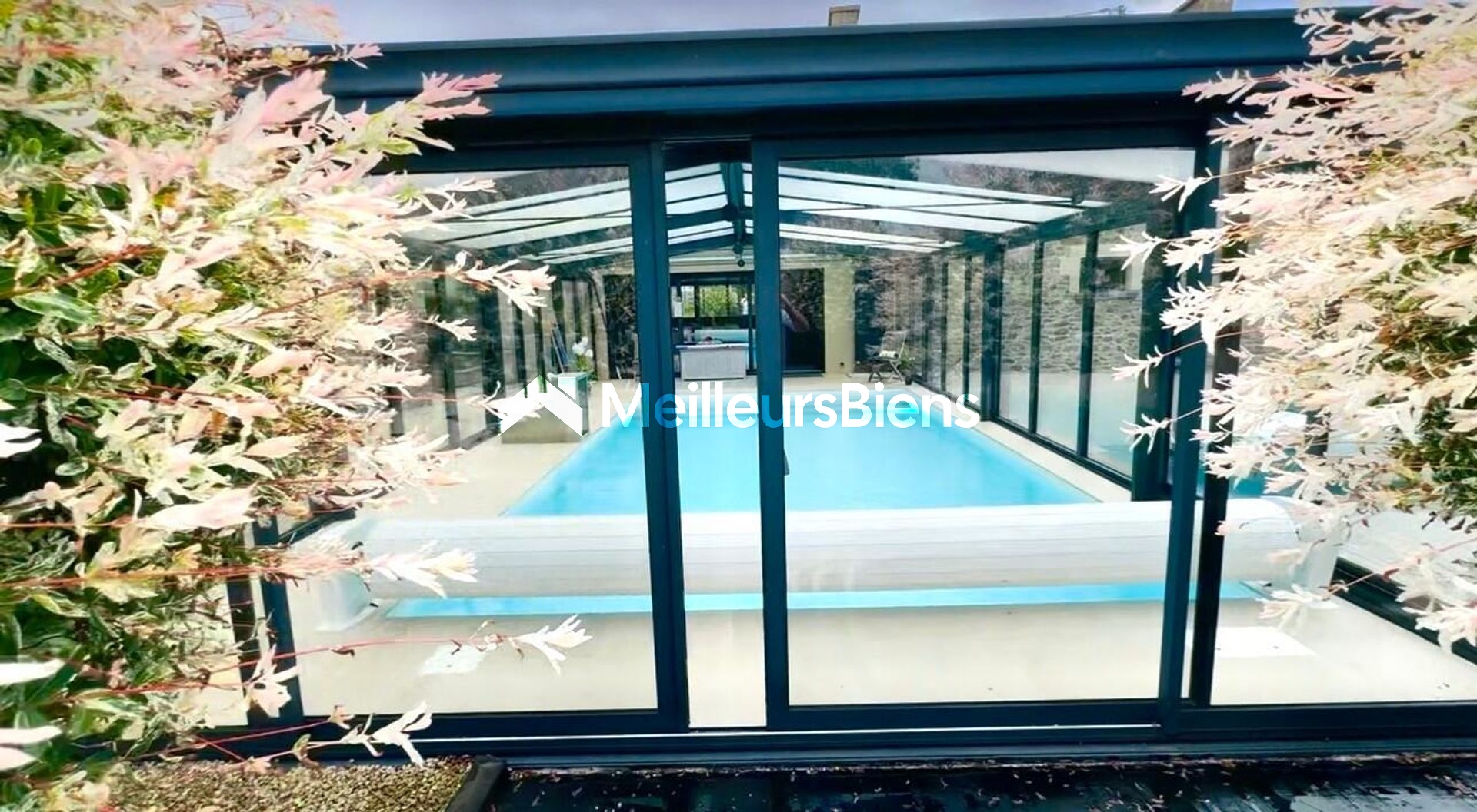 Villa d'exception 340 m2 - Piscine chauffée - Gîte