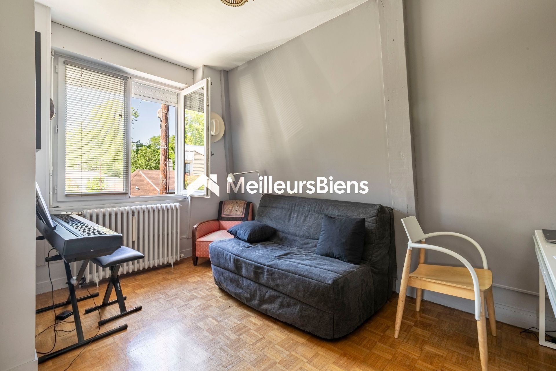 RUEIL-MALMAISON - CENTRE VILLE BOIS PREAU - MAISON 100 M² ENVIRON - 3 CHAMBRES - TERRAIN  300 M² - GARAGE - 2 PARKINGS -