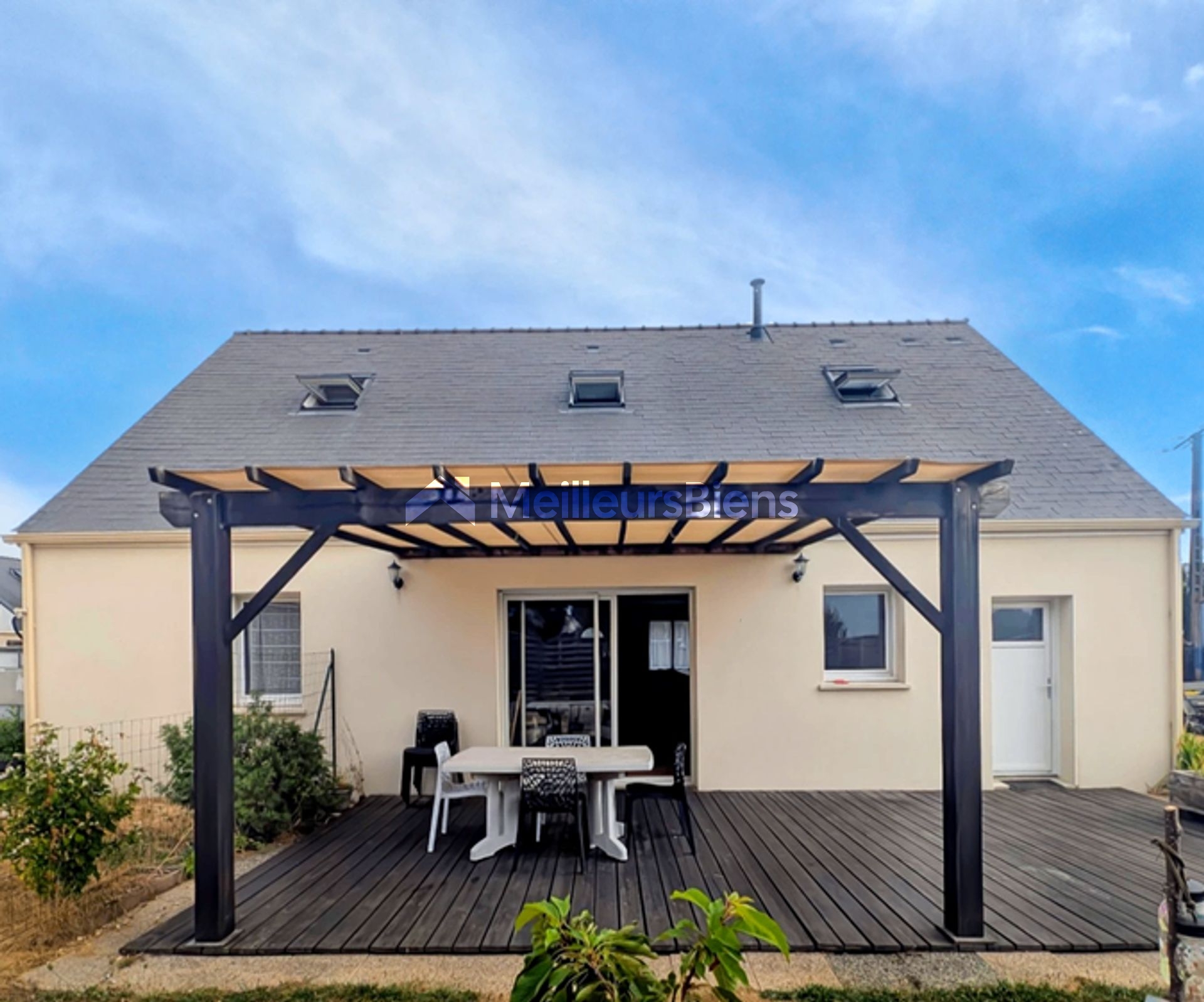 44410 SAINT-LYPHARD SAINT-LYPHARD – Maison avec vie de plain-pied, au calme d'une impasse - garage