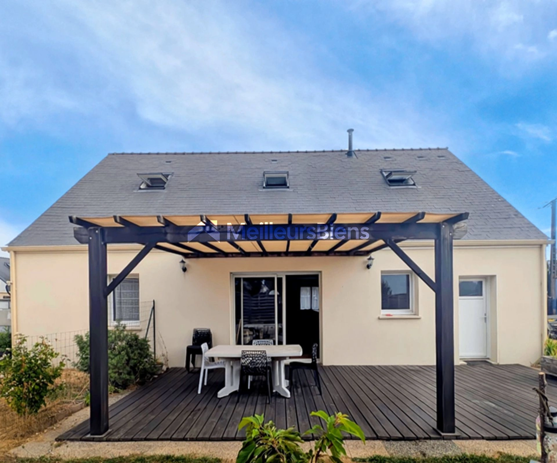 44410 SAINT-LYPHARD SAINT-LYPHARD – Maison avec vie de plain-pied, au calme d'une impasse - garage