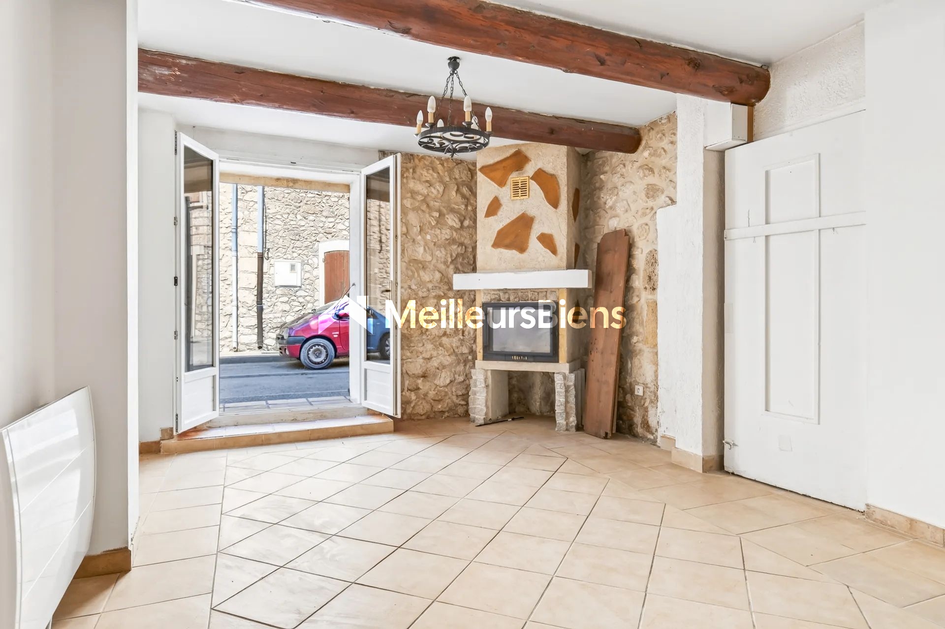 Maison 80 m² avec bureau et 2 chambres à La Roque-d'Anthéron
