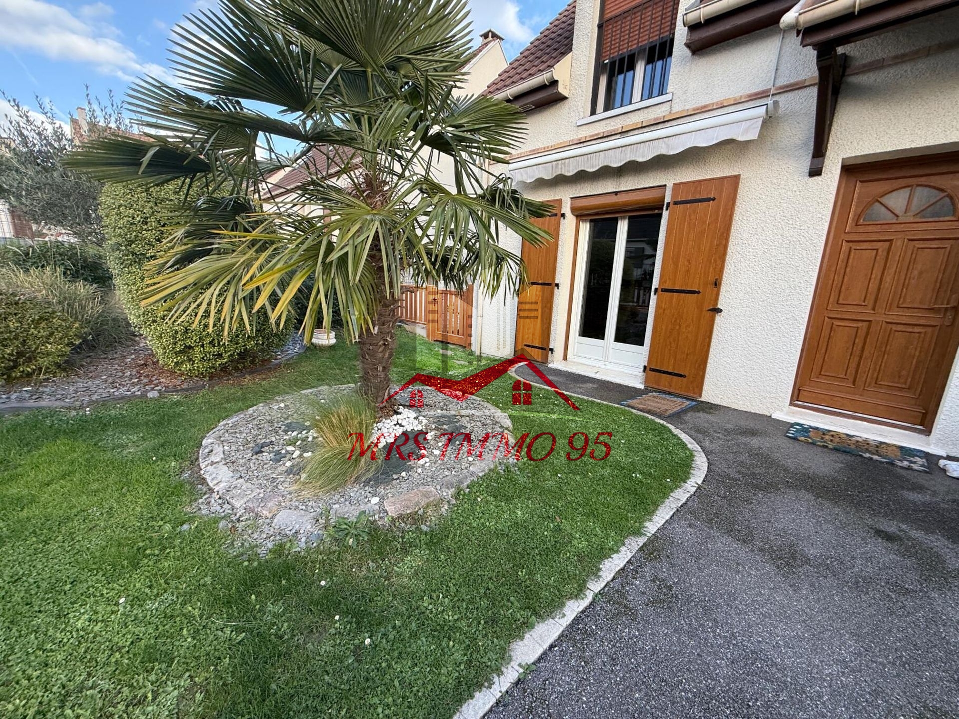 Maison 3 chambres 98 m2 avec garage et jardin
