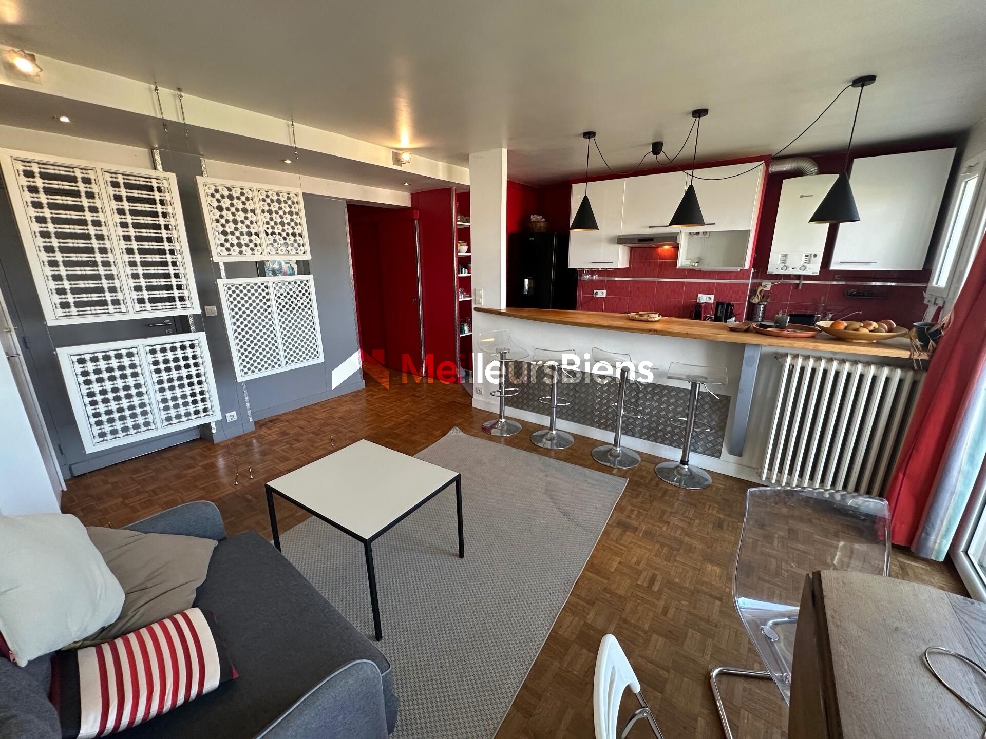 Le Rooftop dont vous rêviez.. est en réalité, un appartement.