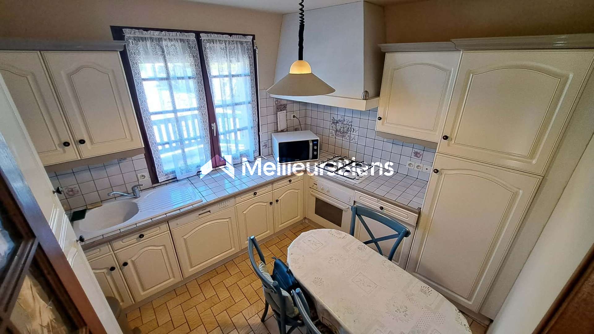 Maison de plain-pied 68 m² avec terrain de 378 m², garage.