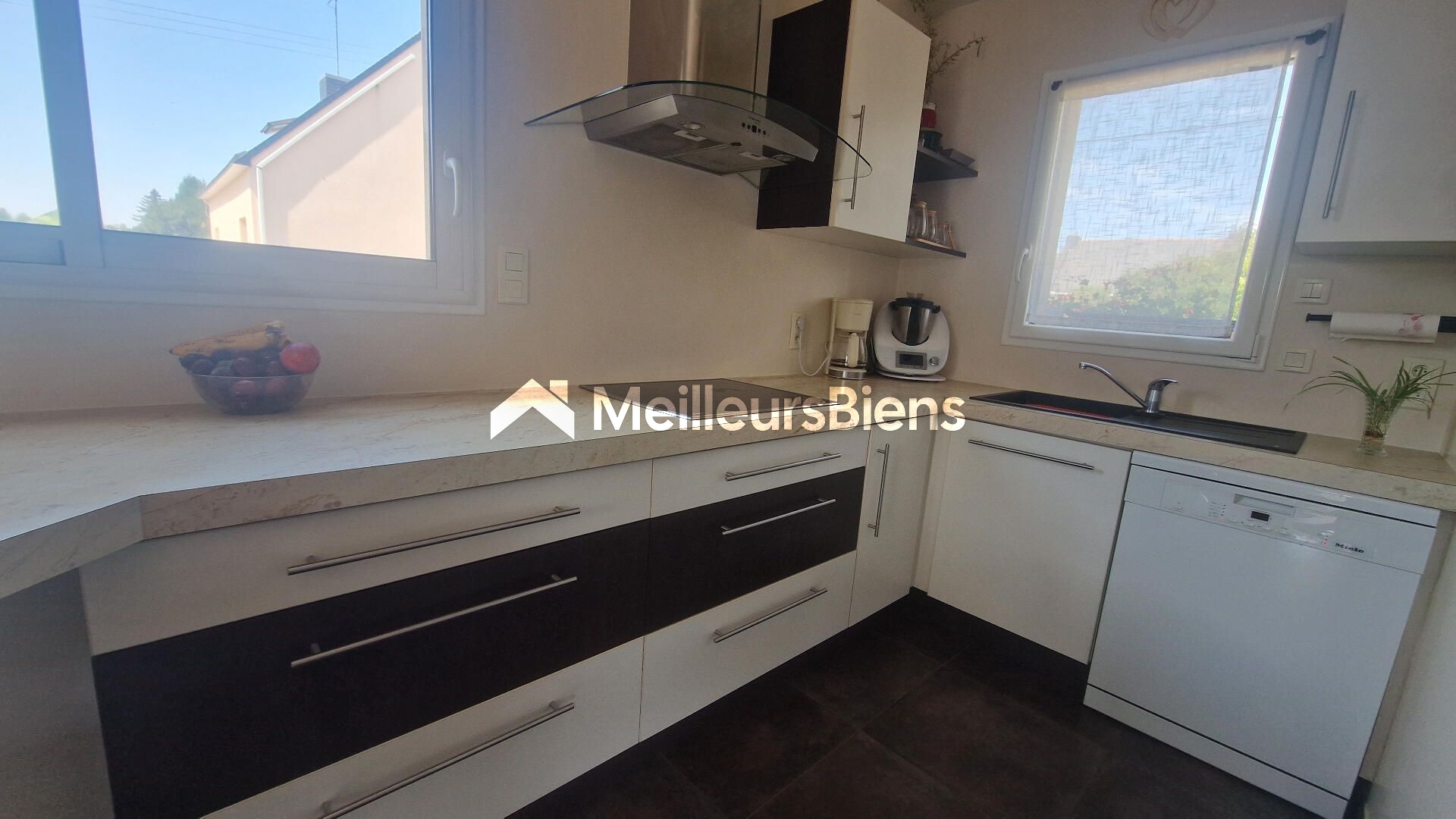 Maison 125 m² à Plumelin, 4 chambres, terrain de 1088 m²