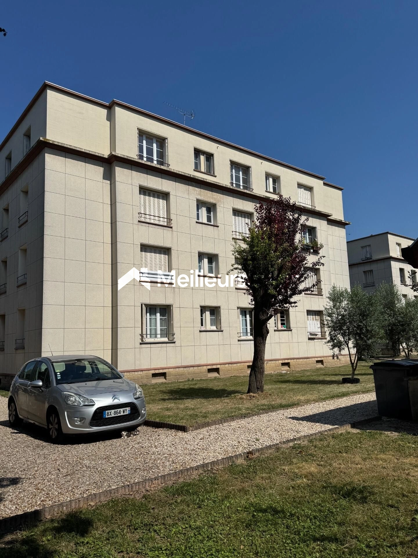 Le Blanc-Mesnil 2 pièces de 37m² au 3e étage avec cave