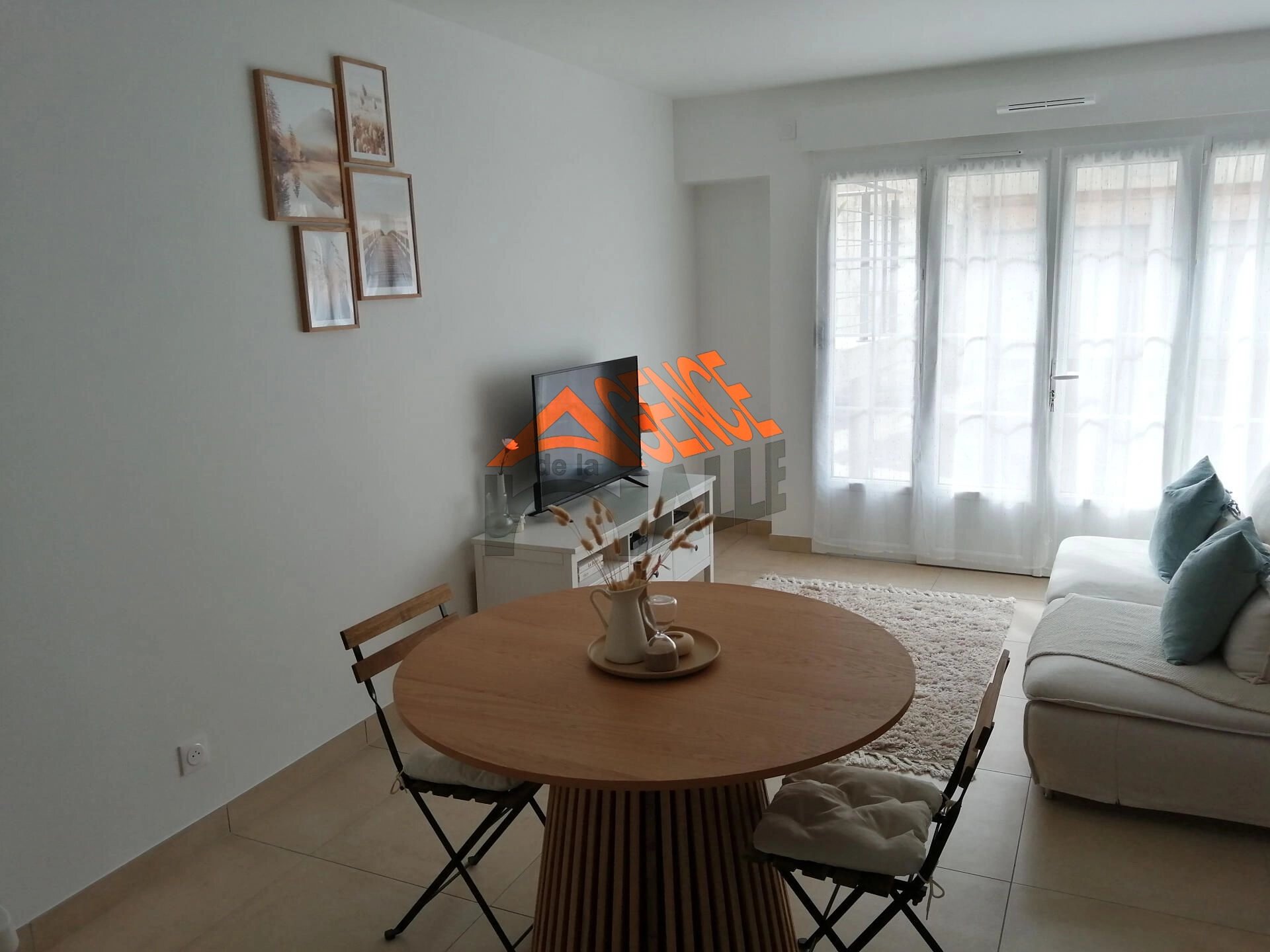 Superbe Maison de ville Triplex F3  d'une superficie habitable de 65,26m²