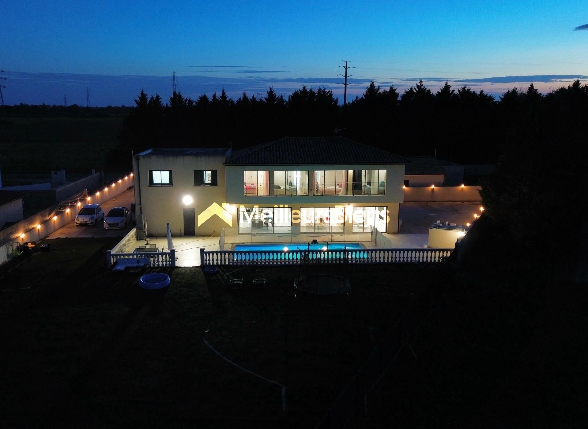 Villa 310 m2 avec piscine
