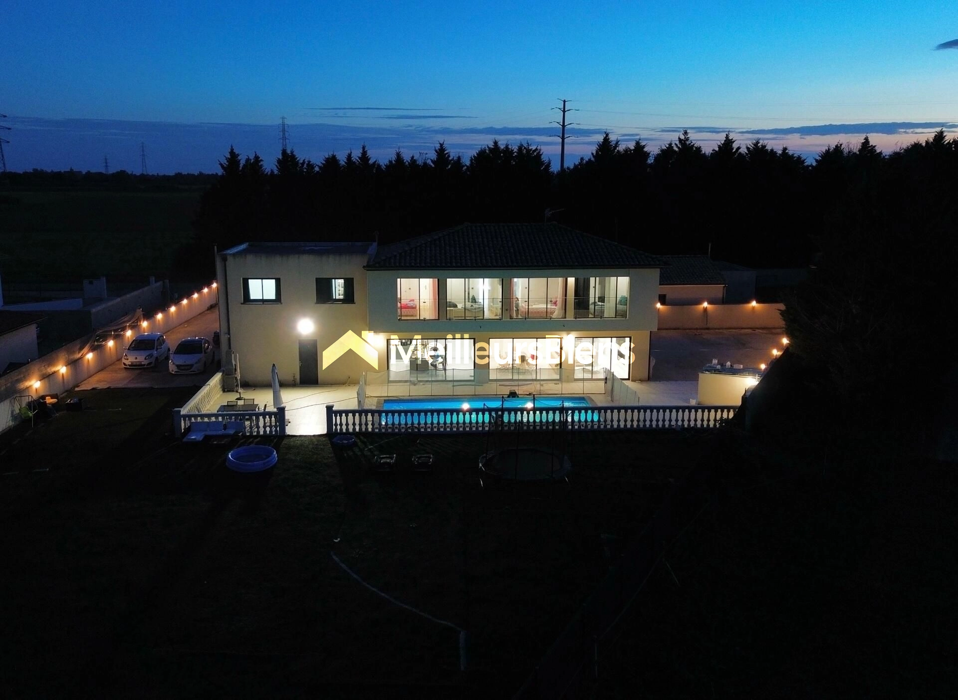 Villa 310 m2 avec piscine