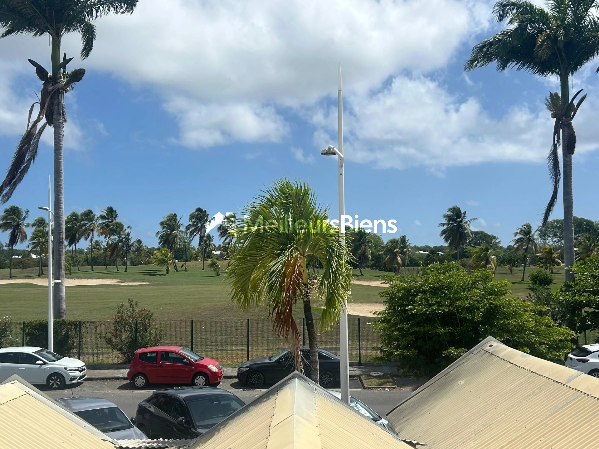 Appartement en duplex vue sur le golf, à rénover