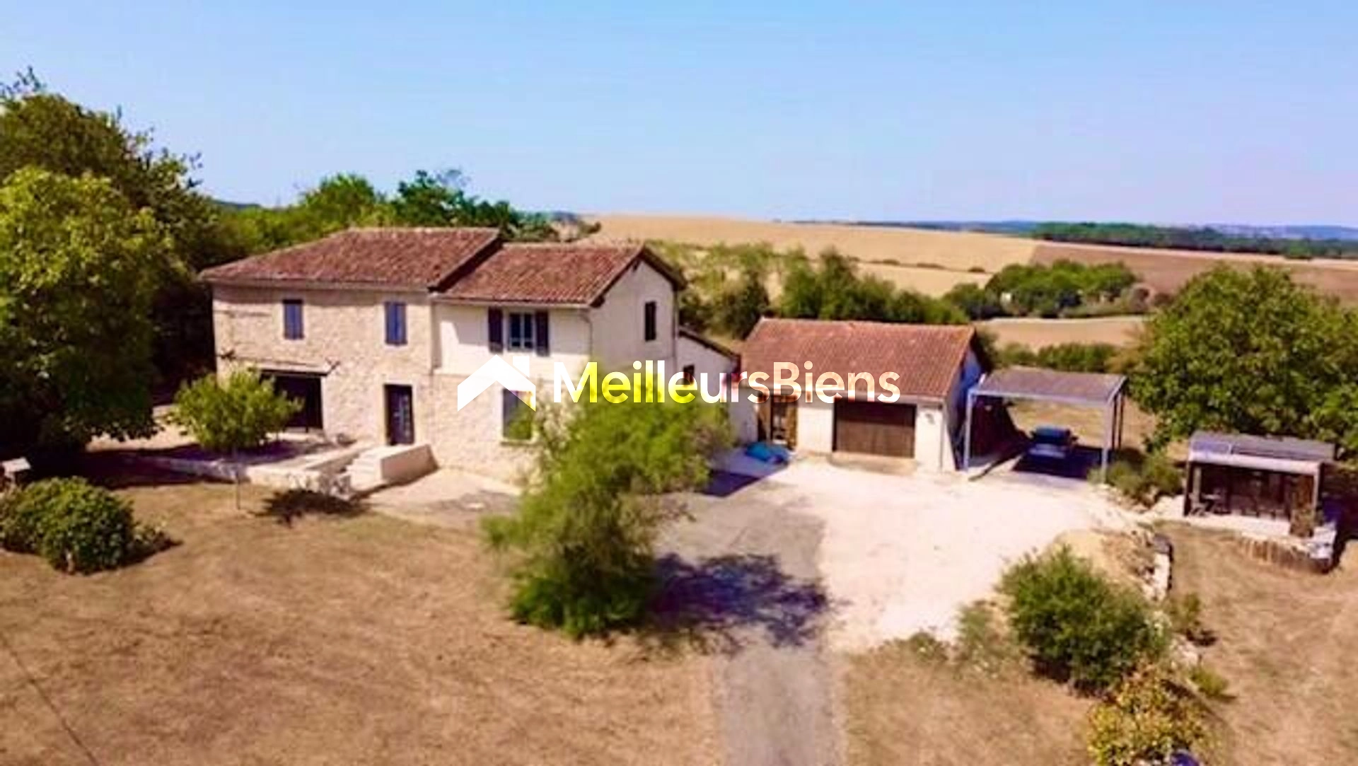 Labéjan - Exclusivité - Maison familiale avec vue Pyrénées, dépendances, verger et mare