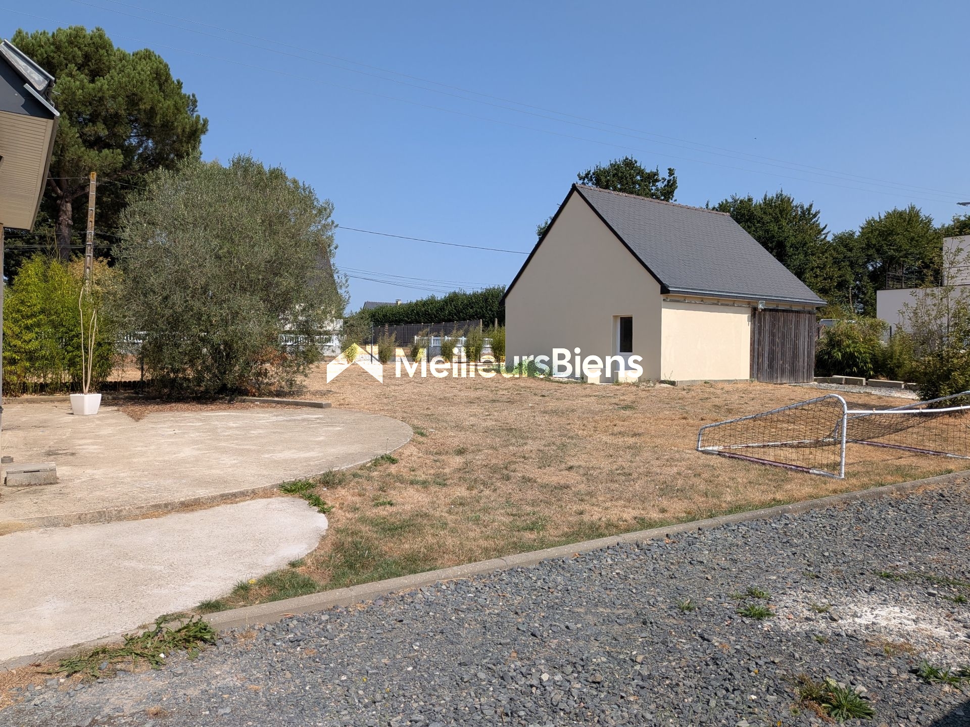 Maison familiale 4 pièces sur 1326 m² à Val d'Anast, proche commerces